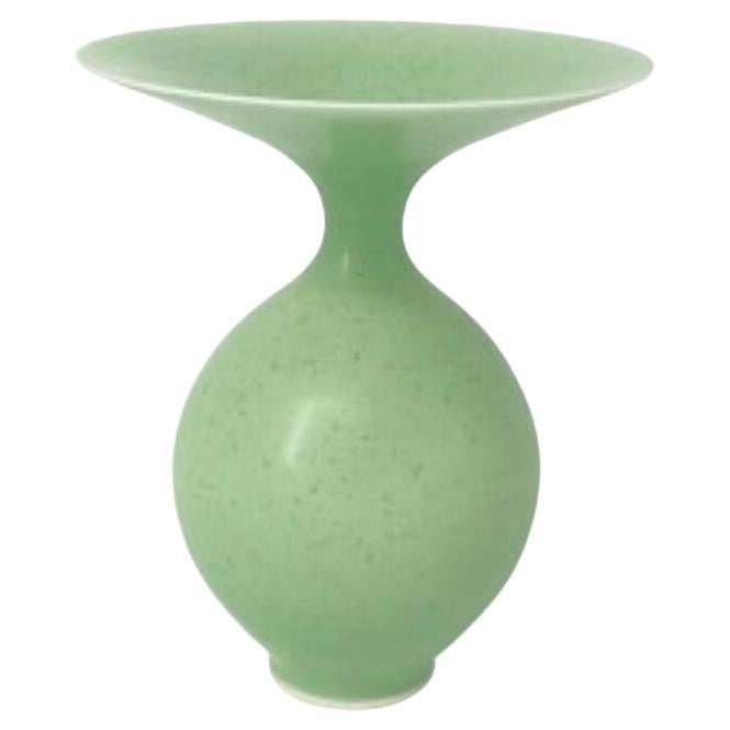 Vase "Speckled Egg Pea Green" d'Anna Silverton