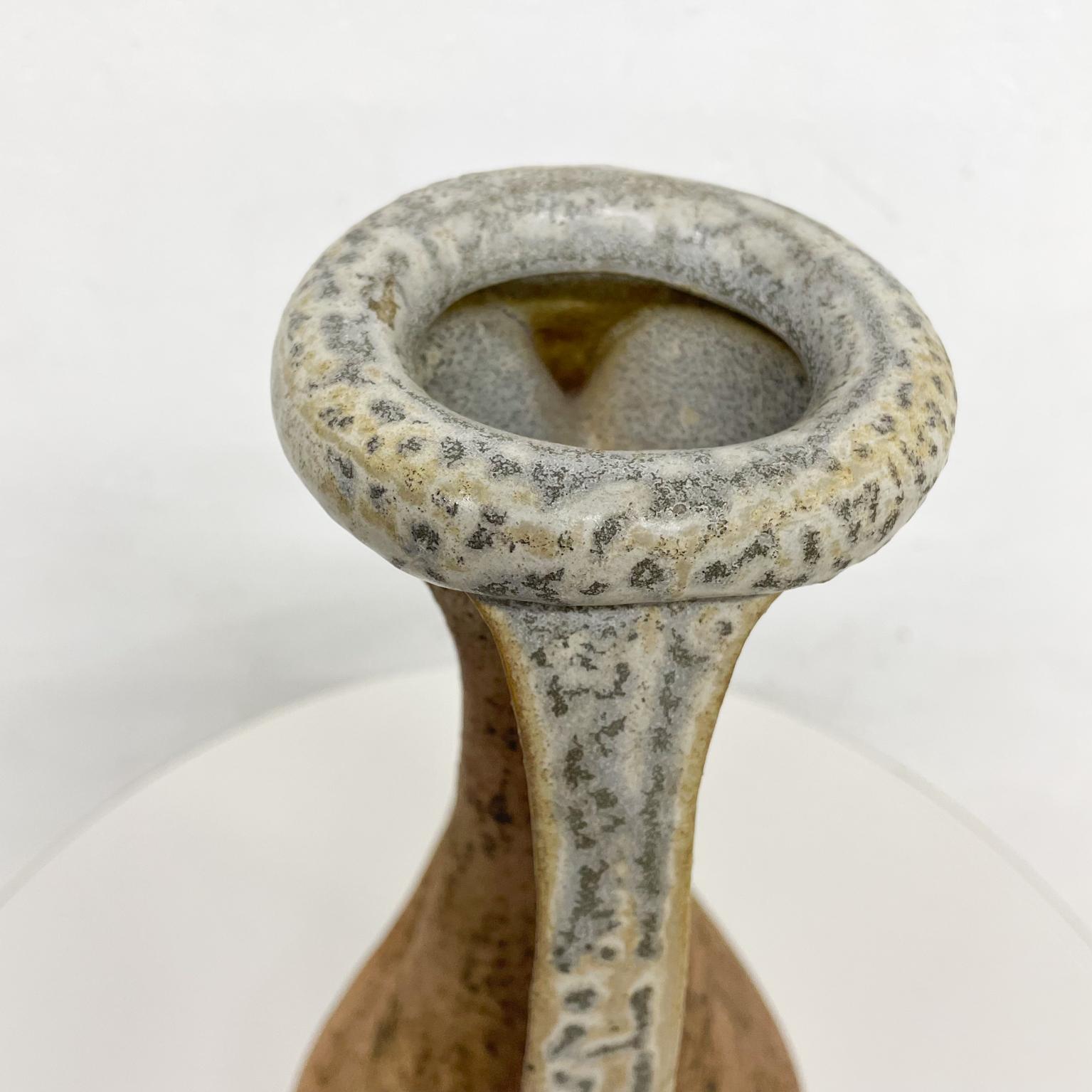 Late 20th Century Speckled Pottery Sculptural Modernist Vase by Chico Ribeiro Munoz Brazil For Sale