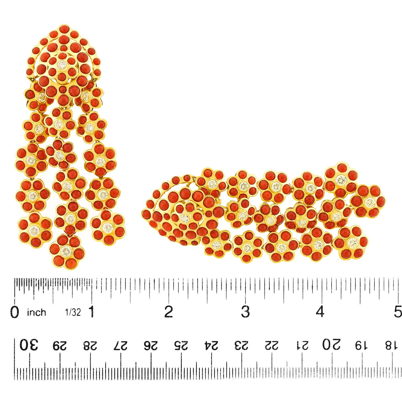 Orecchini lampadario in corallo e diamanti Sabbadini in vendita 1