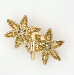 Spectacular 18k Double Yellow Gold In-Between The Ring Flower Ring