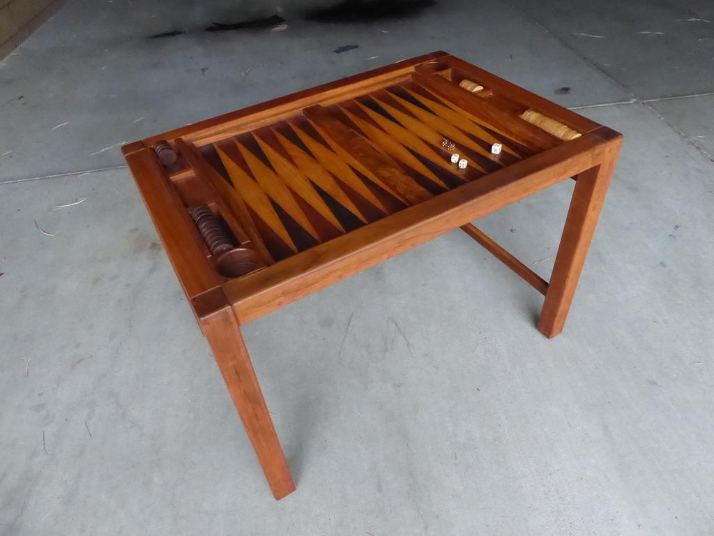 Spectacular 1970s Artisan-Made Backgammon Table with Checkers In Good Condition In Palm Springs, CA