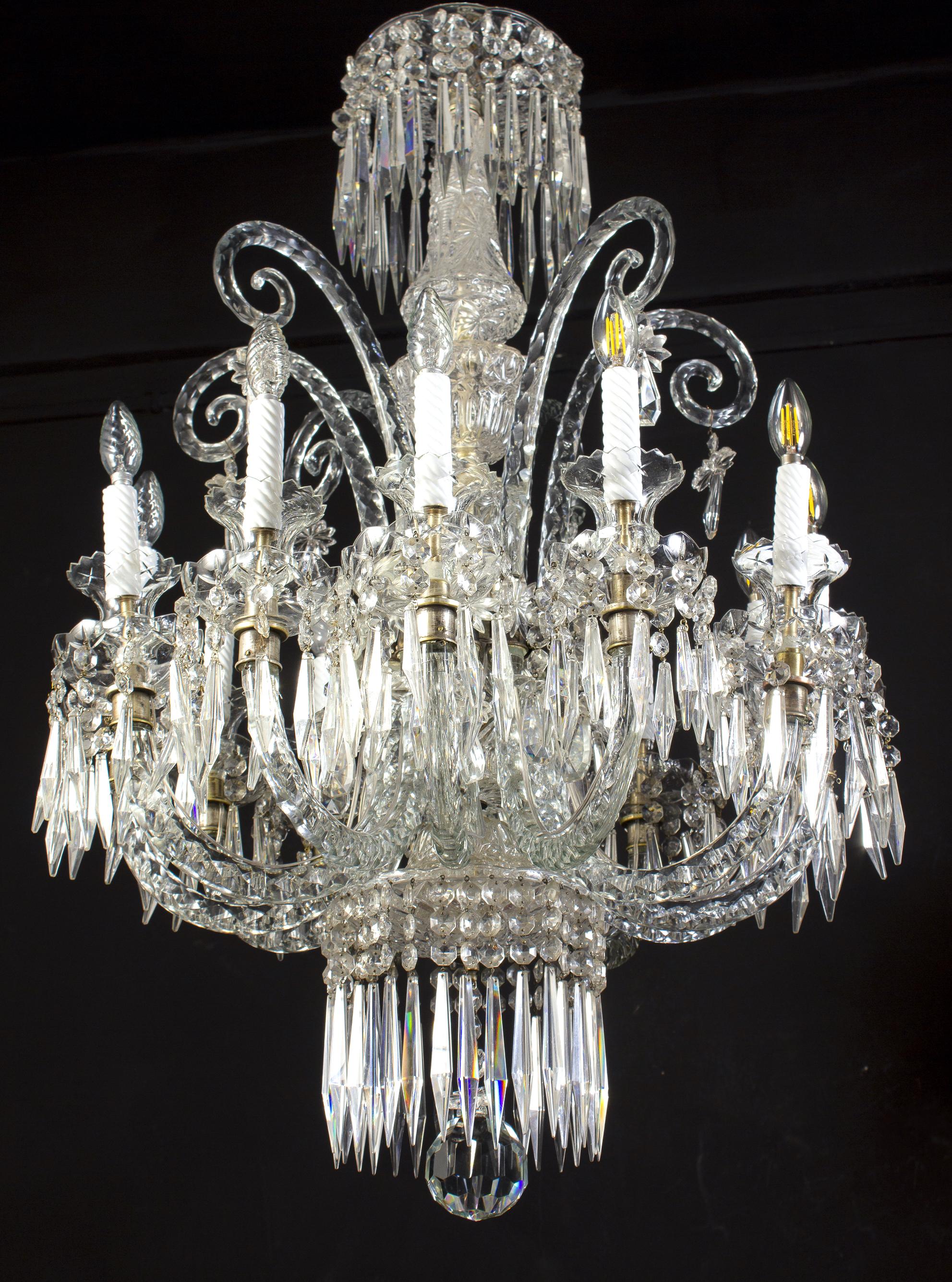 Spectacular 19th Century French Crystal Chandelier, 1880s For Sale 10