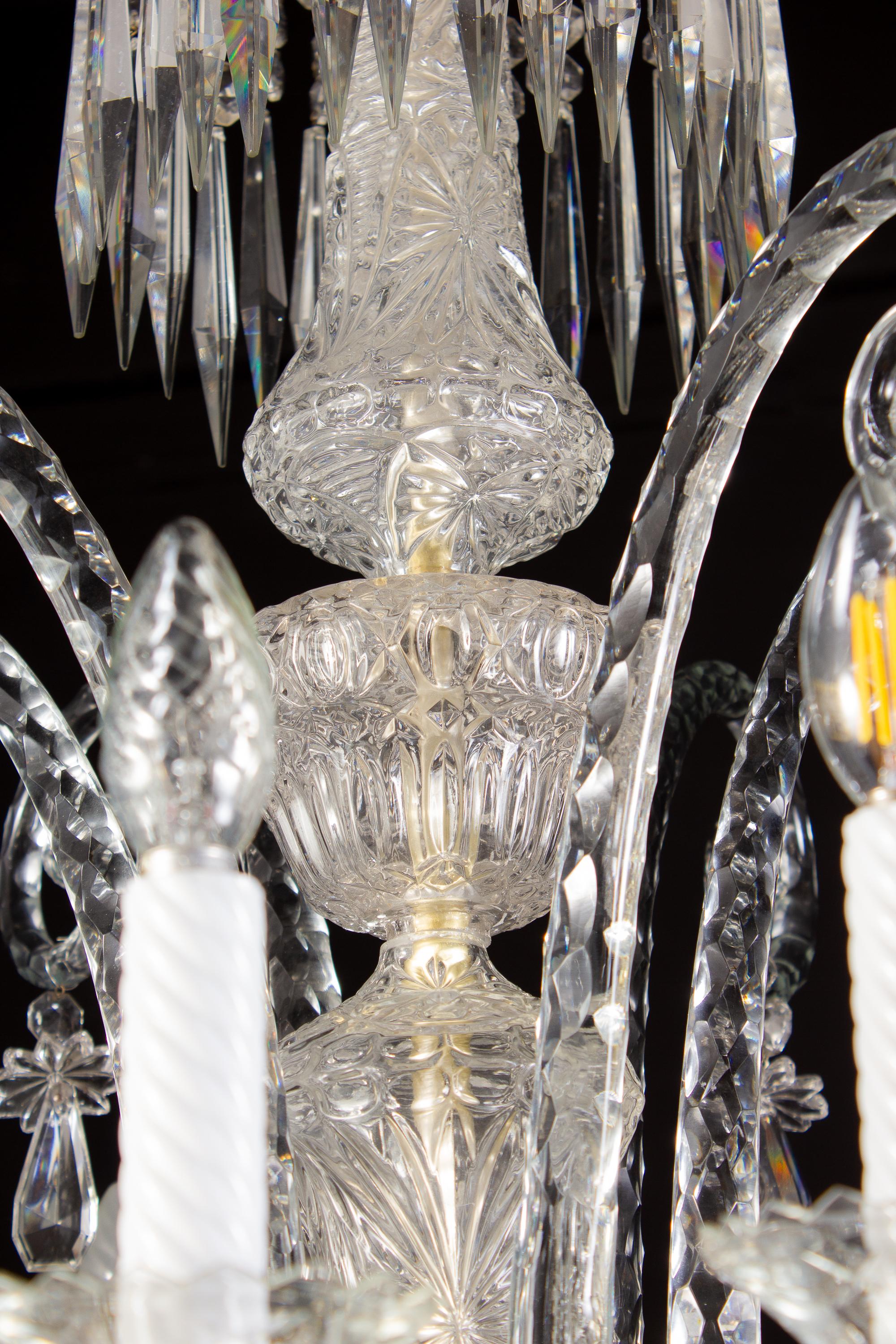 Spectacular 19th Century French Crystal Chandelier, 1880s In Excellent Condition For Sale In Rome, IT