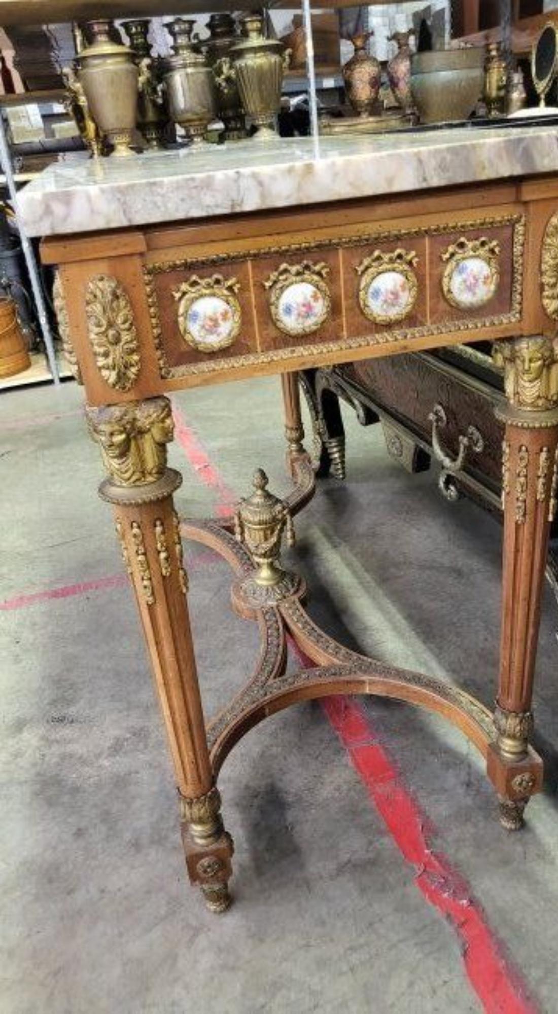 Spectacular 19th Century French Marble Table In Good Condition For Sale In Newmanstown, PA