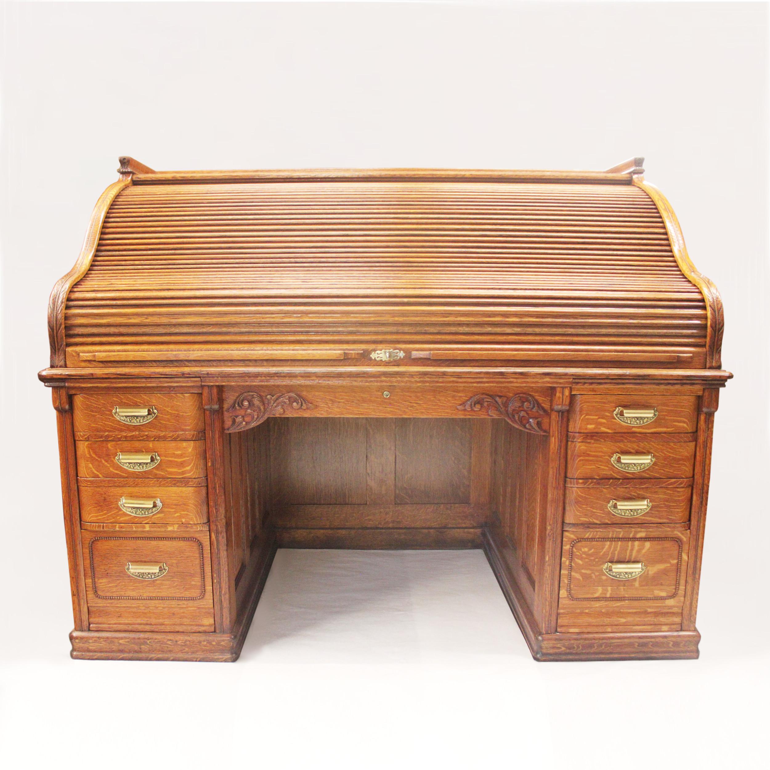 Spektakulärer Rolltop-Schreibtisch aus Eiche des 19. Jahrhunderts von A. Petersen & Co. aus Chicago (Viktorianisch)