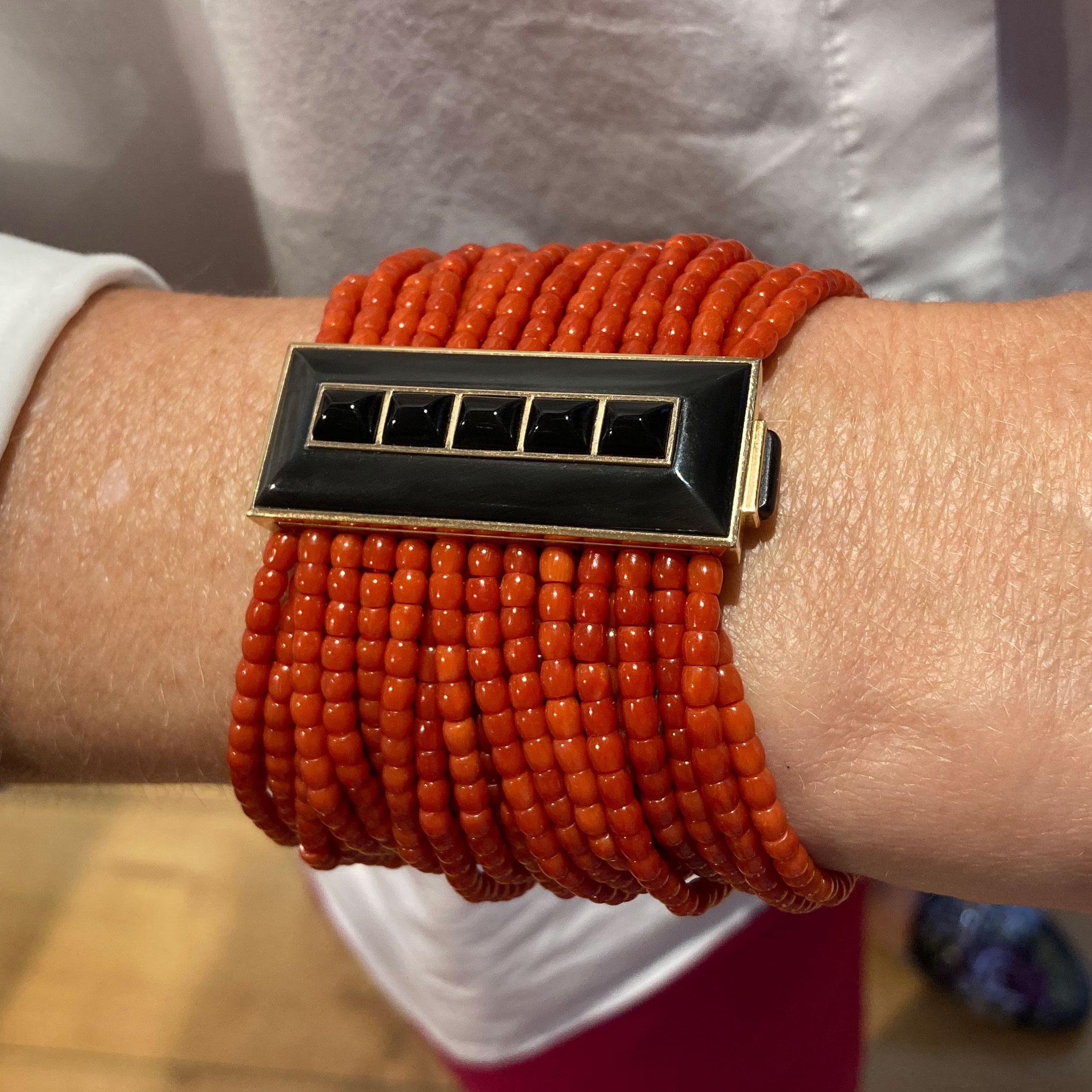 A one of a kind and unique Bracelet that represents the outstanding skills of the manufacture of sueños Zurich. 
This extraordinary piece consists of 25 rows of deep red Coral from the Mediterranean See .
The clasp is made in 18 Kt Rose Gold