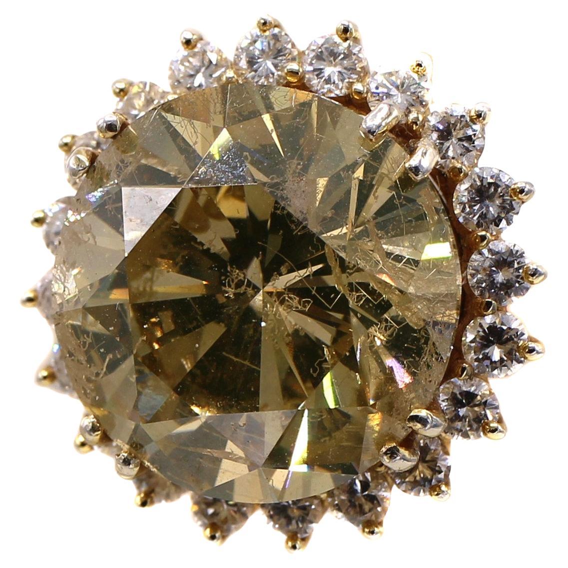 Spectacular 25.02 Carat Natural Brownish Yellow Diamond Ring For Sale
