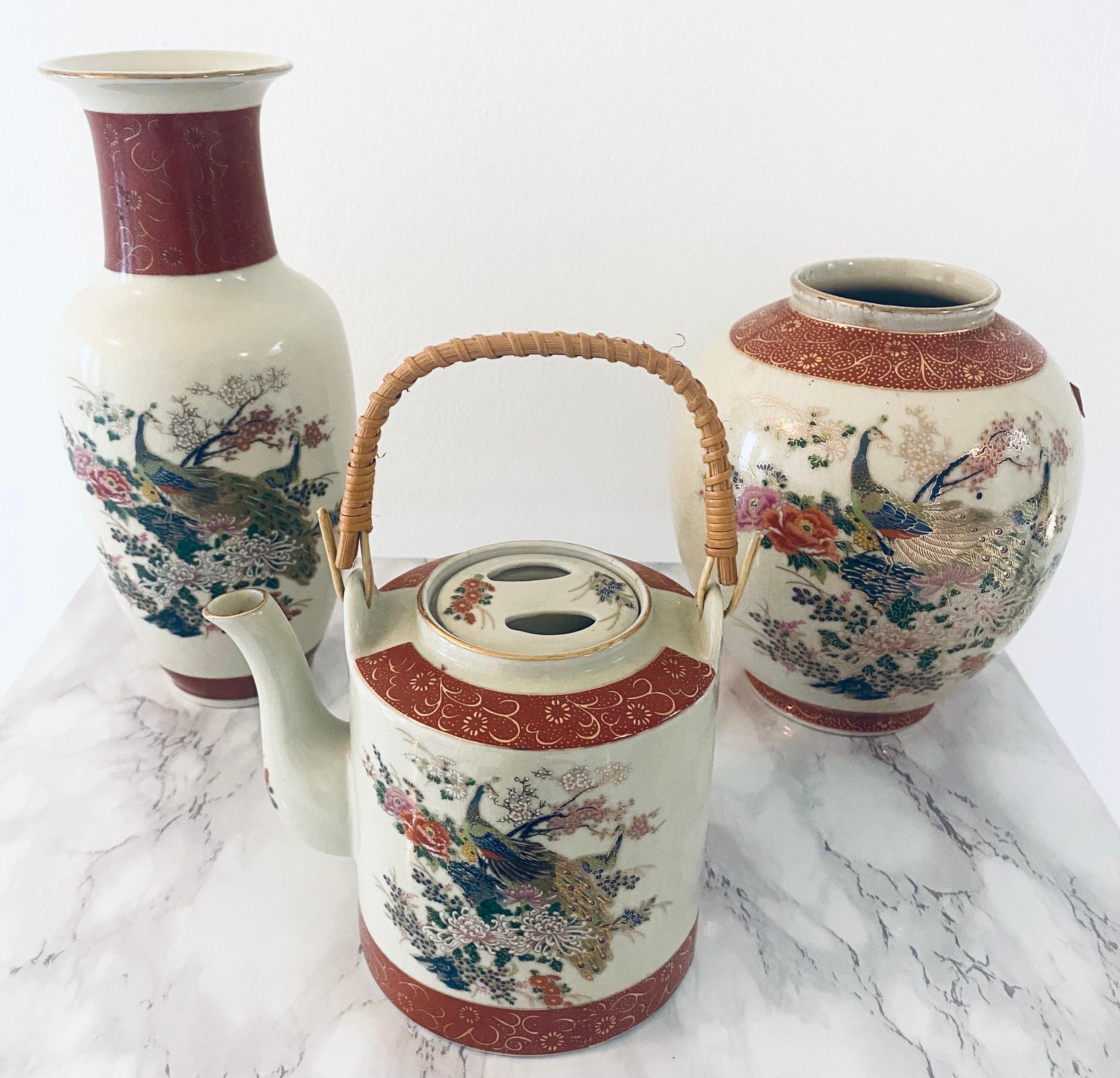 Spectaculaire service 3 pièces de vases et théière japonais Satsuma en forme de paon 8