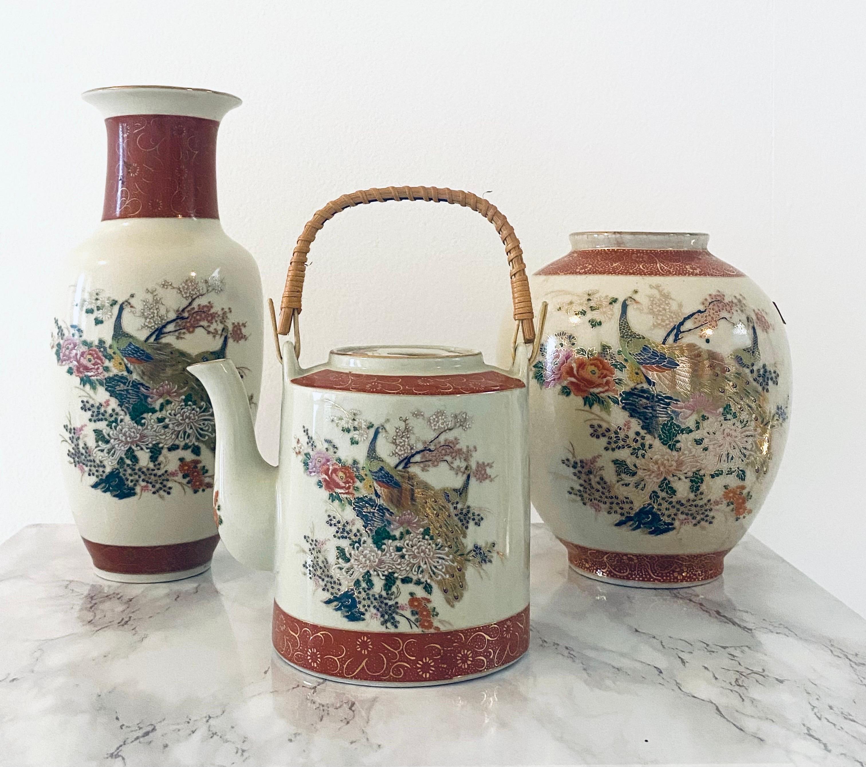Spectacular 3 Piece Japanese Satsuma Peacock Vases and Tea Pot Set In Good Condition In Miami, FL