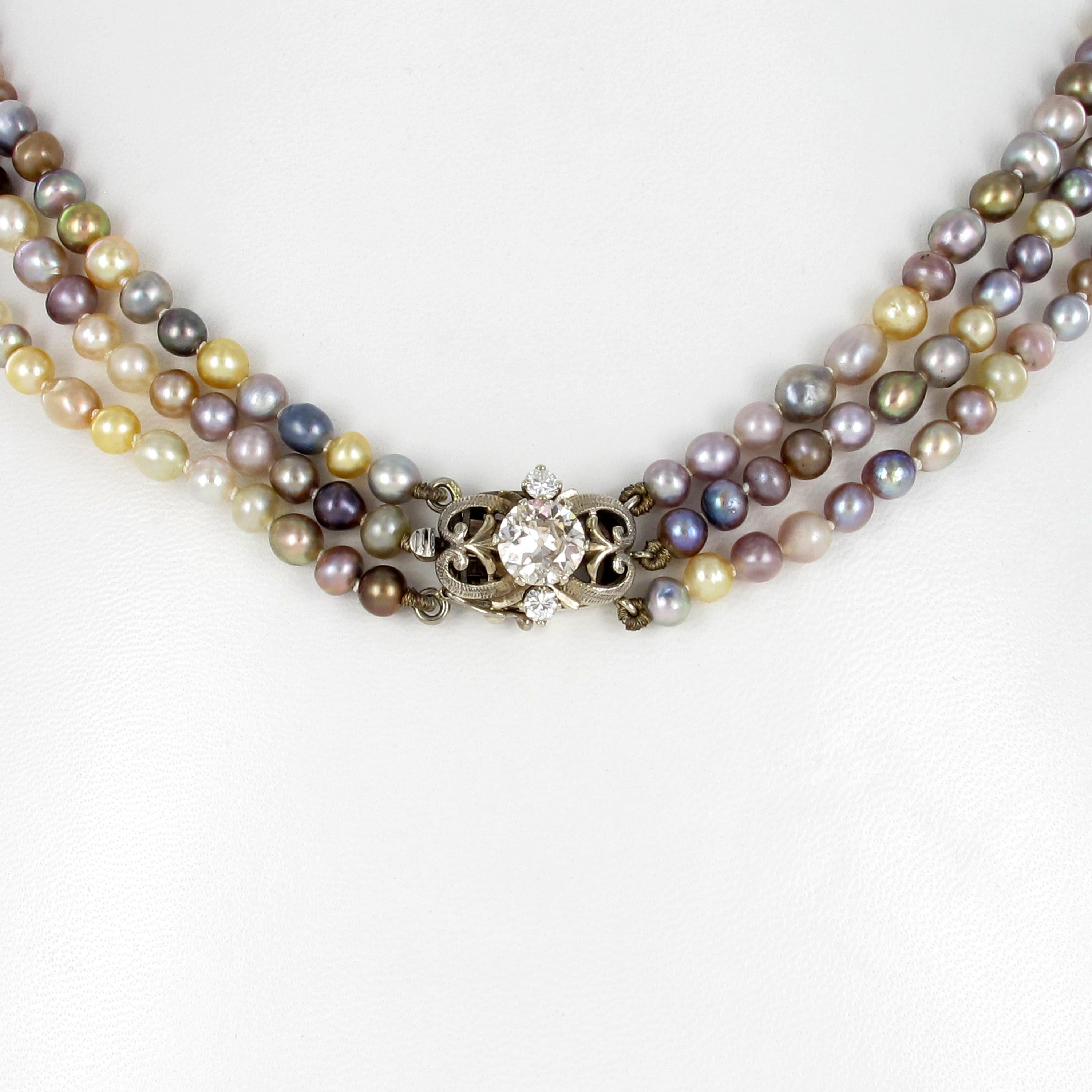 Spectacular 3-Strand Multicolored Natural Pearl Diamond Necklace In Good Condition For Sale In Lucerne, CH