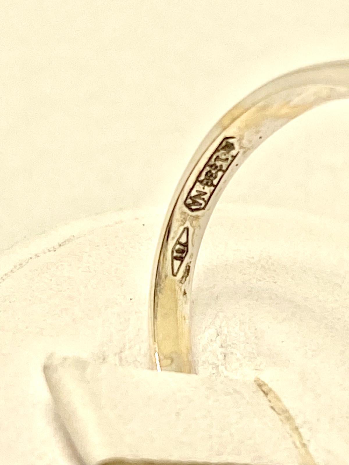 Spectaculaire saphir naturel de Ceylan de 8,78ct en bleu Madonna, rehaussé par 1,30ct G Pour femmes en vente