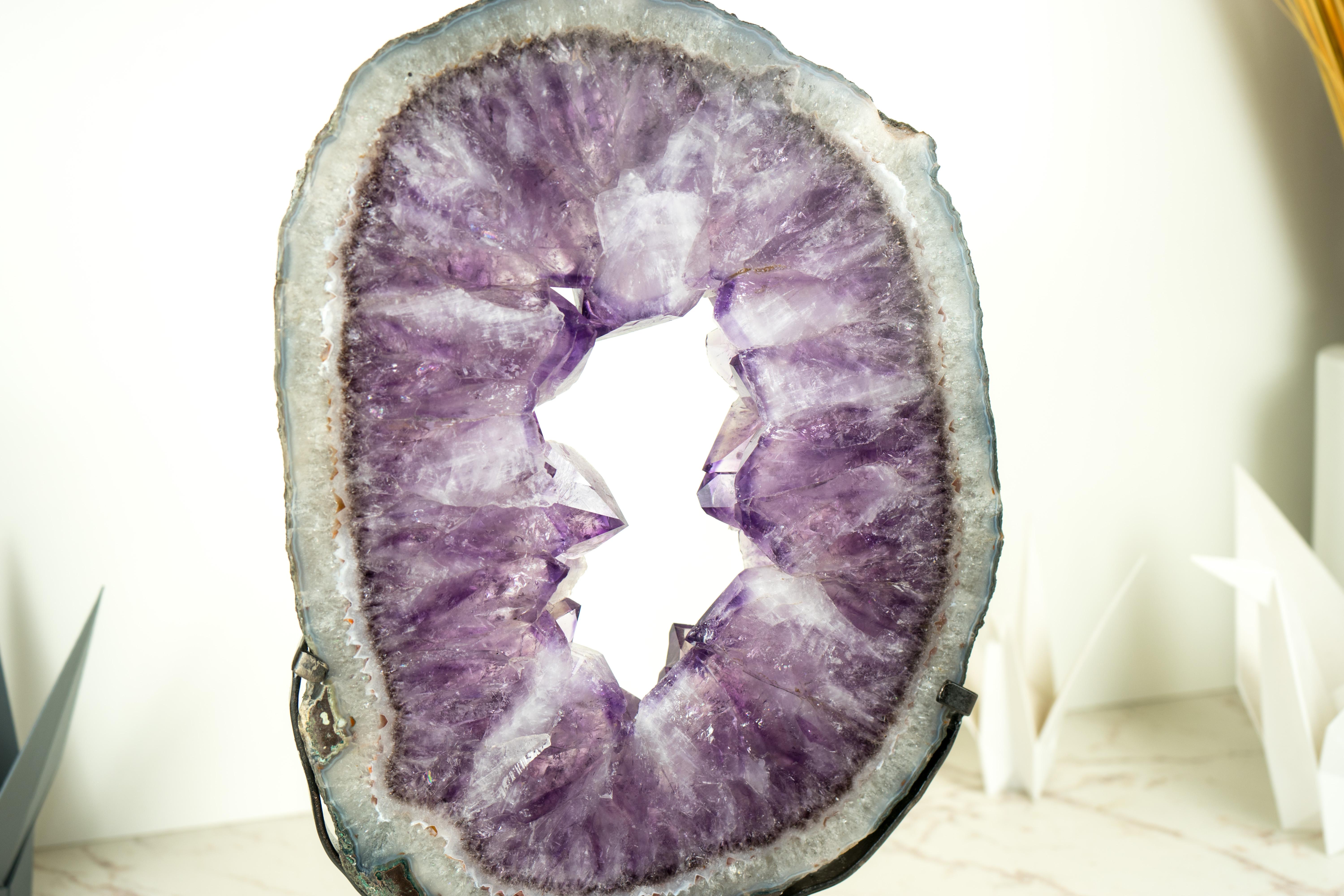 Amethyst Portal with Large Deep Purple Amethyst Druzy - Dual-Sided In Distressed Condition For Sale In Ametista Do Sul, BR