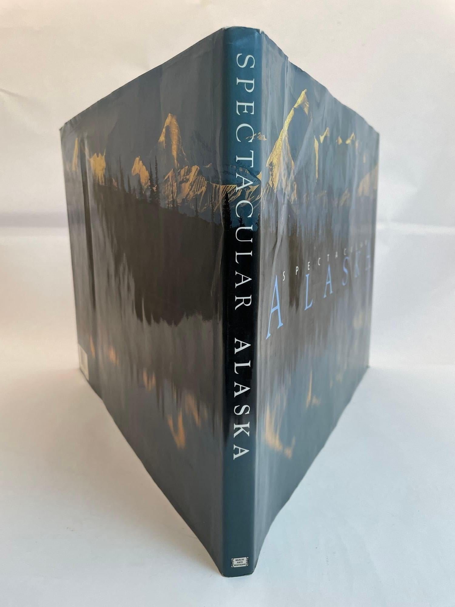 Spectacular Alaska Hardcover Coffee Table Photography Book In Good Condition For Sale In North Hollywood, CA