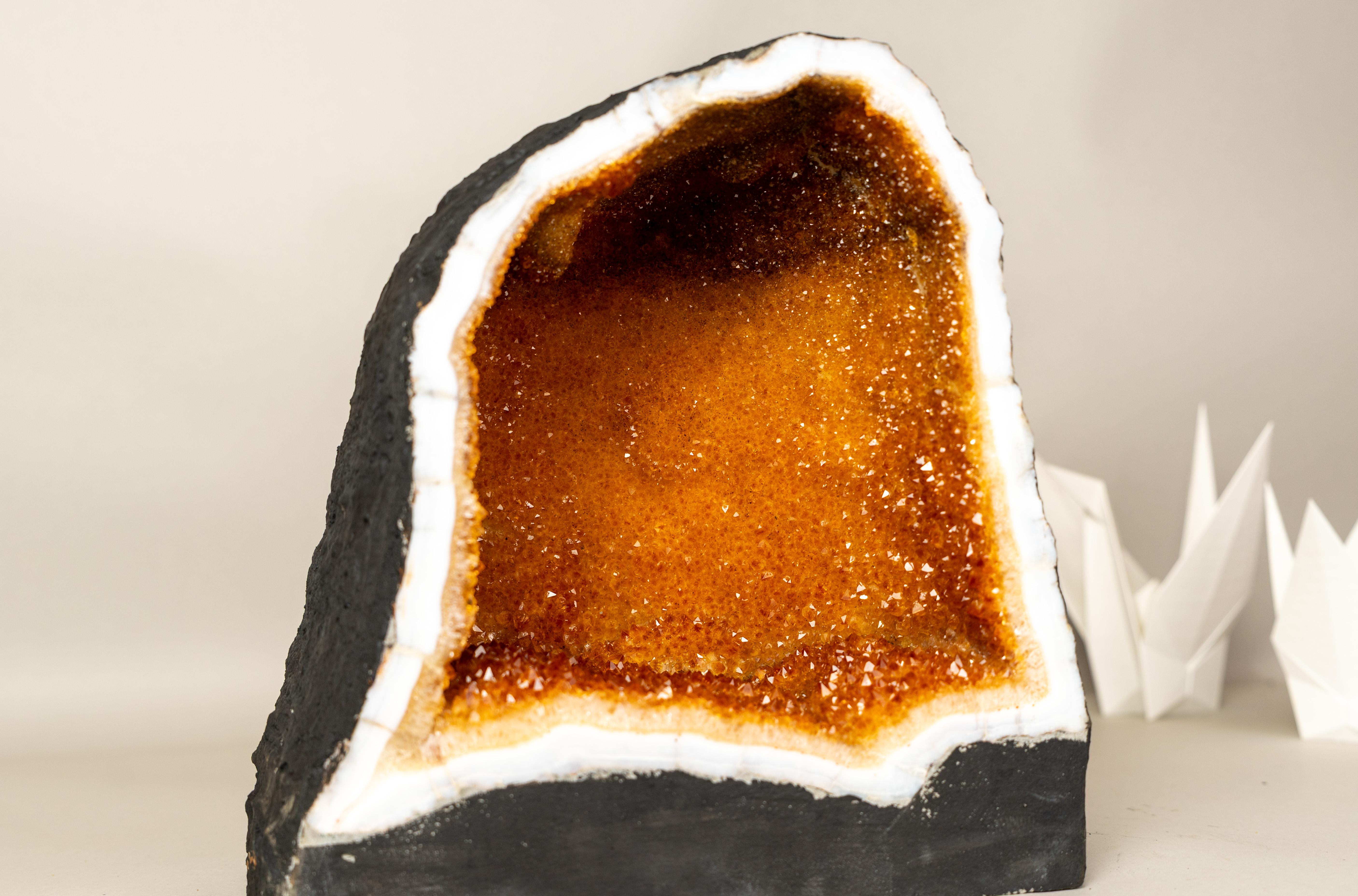 Spektakuläre all natürliche Citrin-Geode-Kave aus Citrin (Kristall) im Angebot