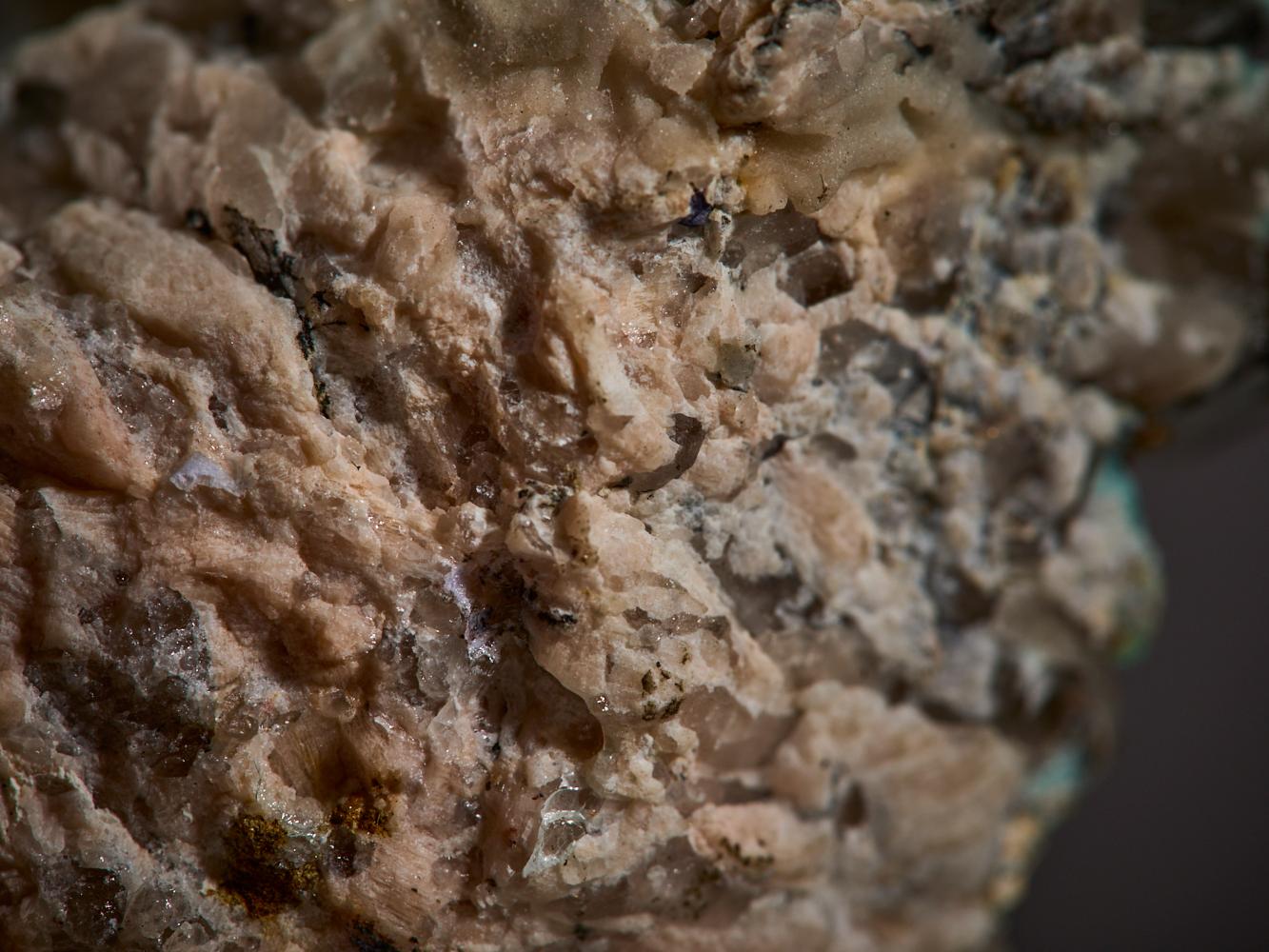 Cristaux spectaculaires d'amazonite et de quartz fumé en vente 7
