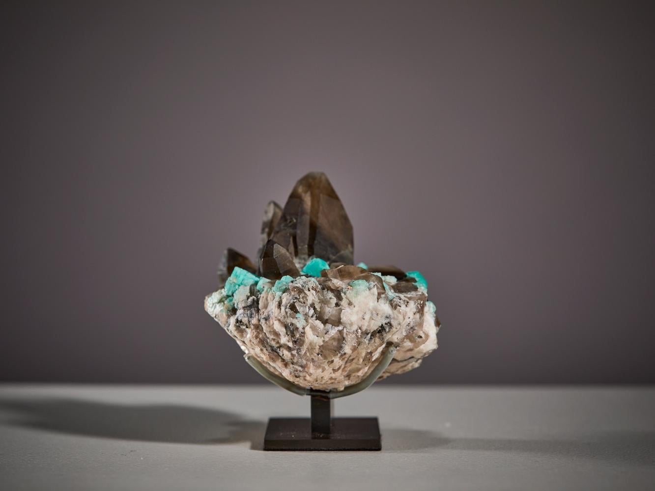 XVIIIe siècle et antérieur Cristaux spectaculaires d'amazonite et de quartz fumé en vente