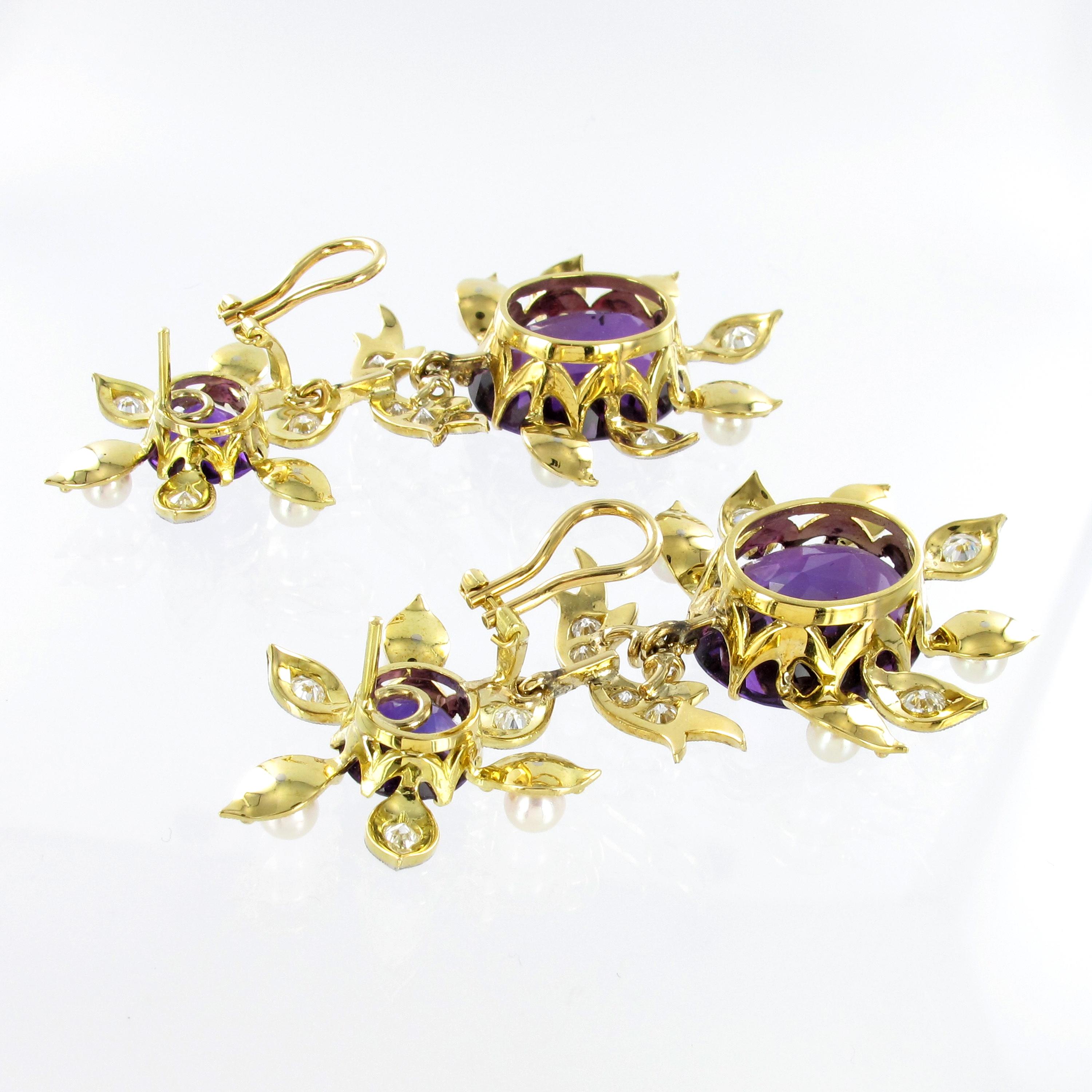 Spectacular Amethyst, Diamond and Pearl Suite in Yellow and White Gold For Sale 2