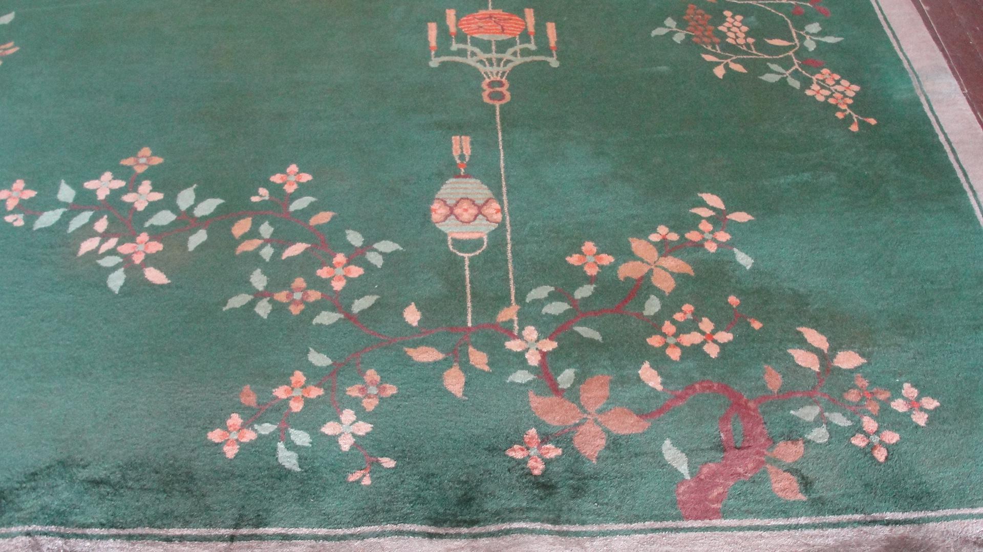 Spectacular Antique Art Deco Carpet 1