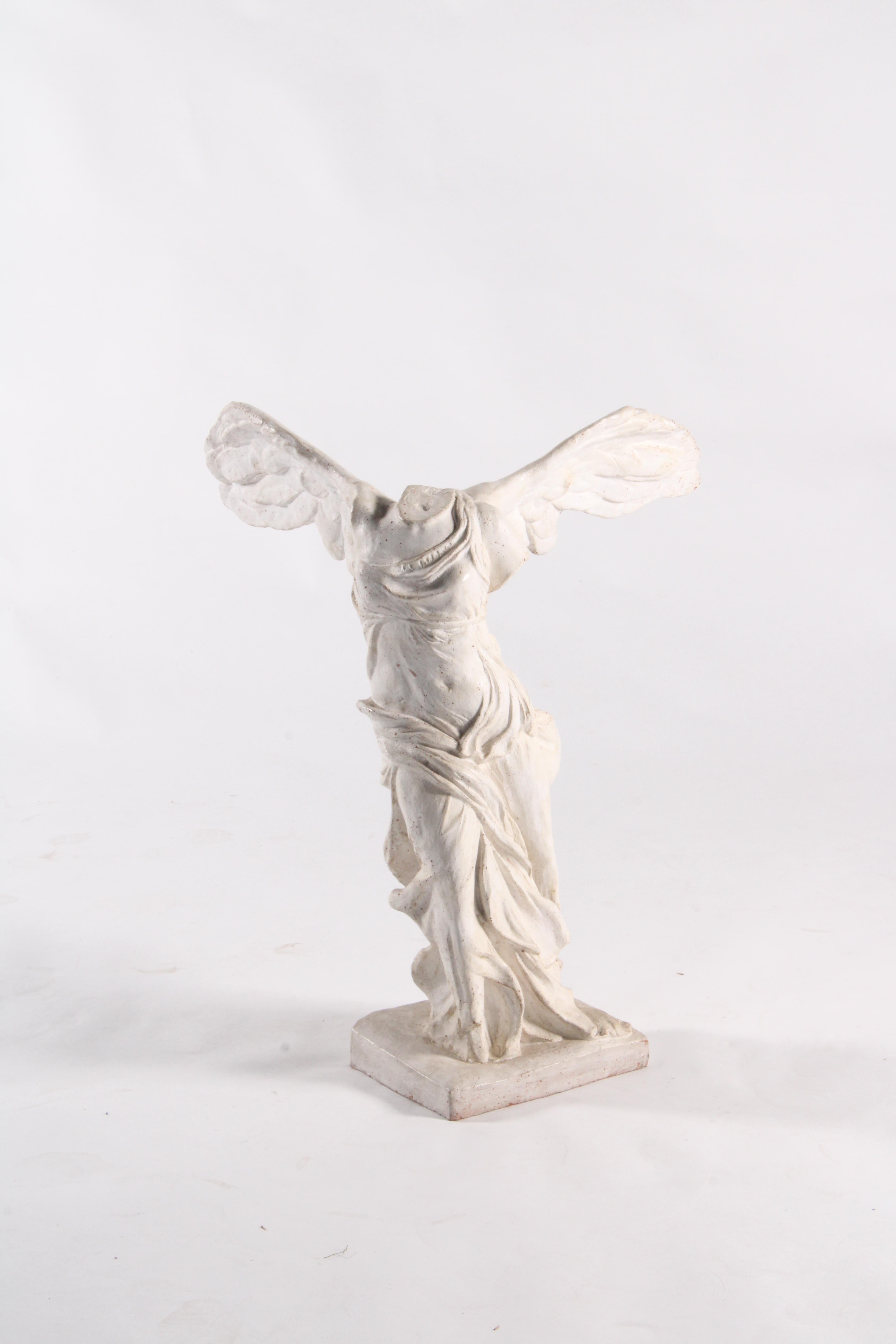 Hellénistique Spectaculaire reproduction ancienne de la « victoire ailée de Samothrace » du Louvre en vente