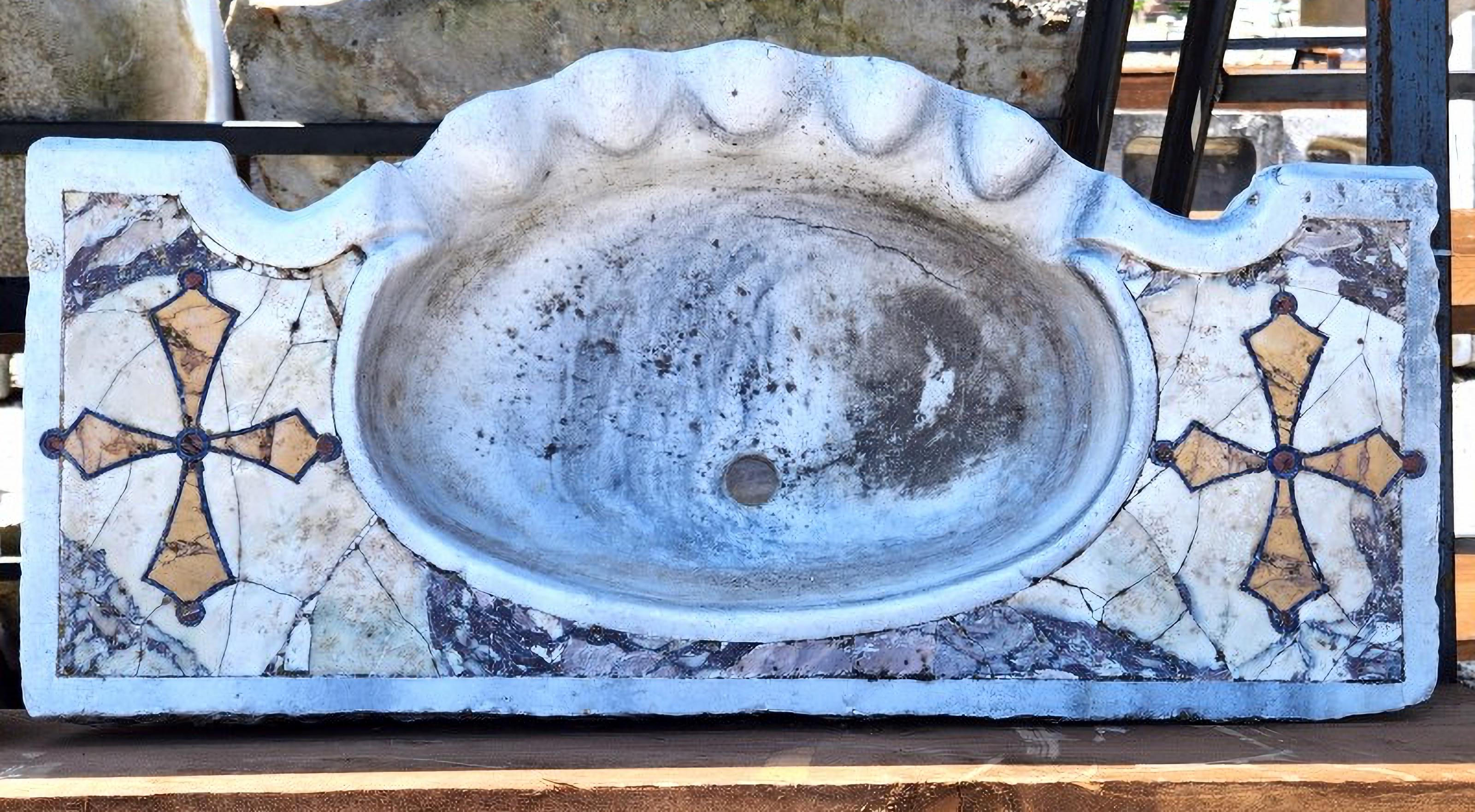 Italian Spectacular Antique Sink in Olimpico Marble with Tarsie Early 19th Century For Sale