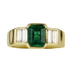 Spectacular Art Deco 1.70 Carat Colombian Emerald .60 Diamond Ring