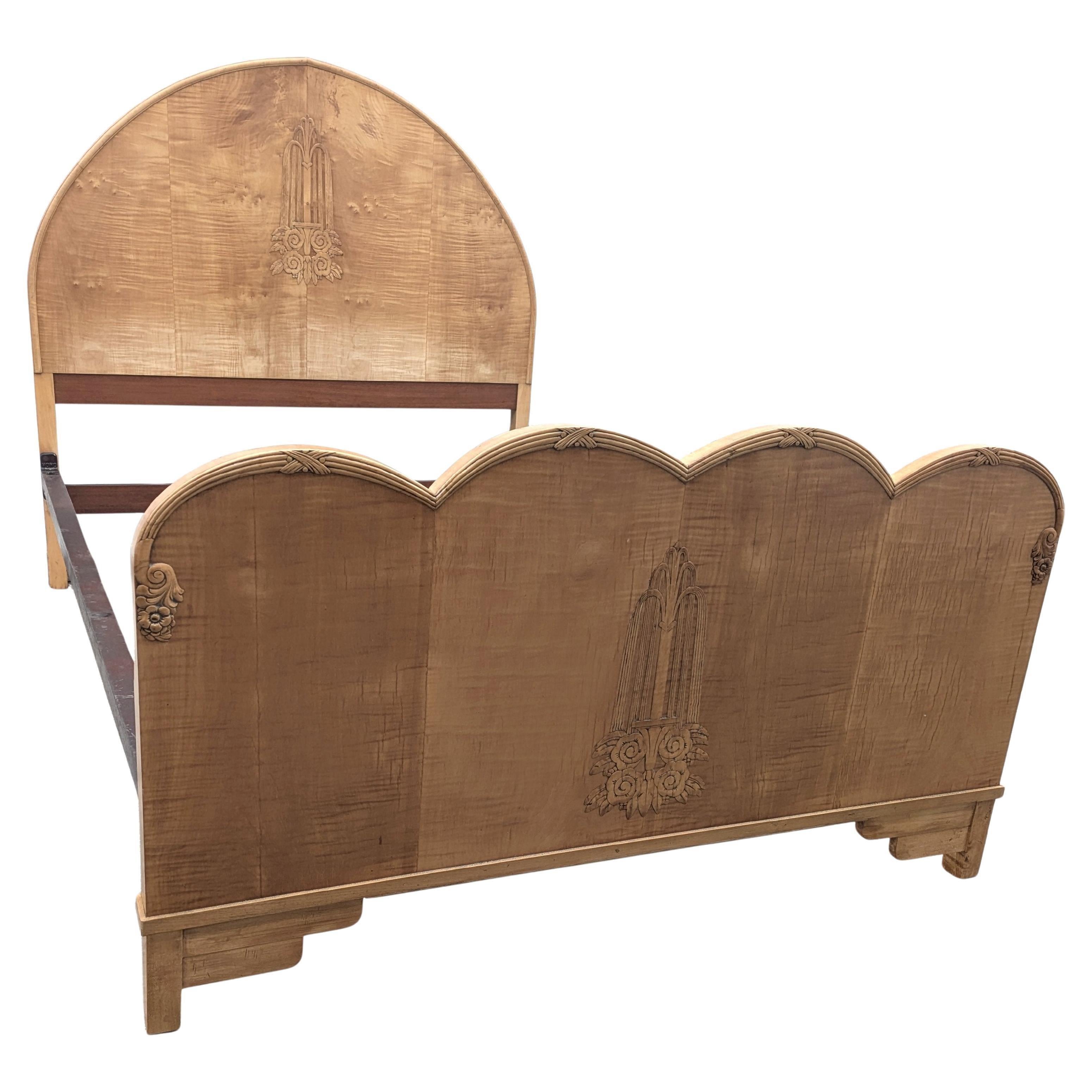 English Spectacular Art Deco Satinwood Double Bed, Circa 1935 For Sale