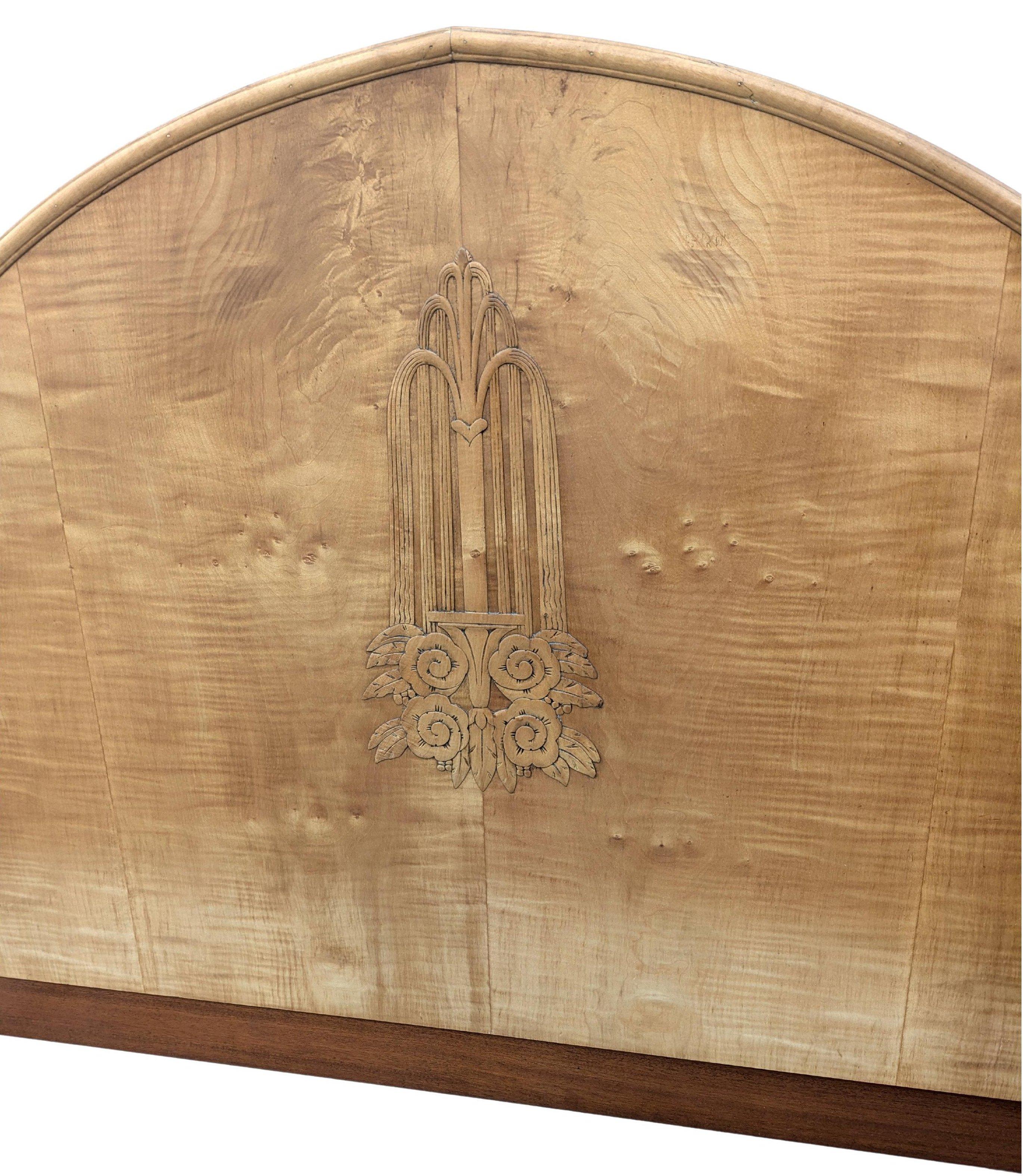 Spectacular Art Deco Satinwood Double Bed, Circa 1935 For Sale 2