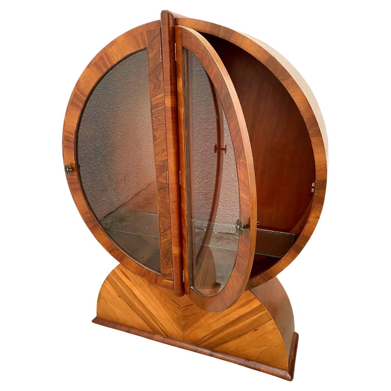 Spettacolare vetrinetta in noce Art Déco, inglese, 1930 ca. in vendita 4