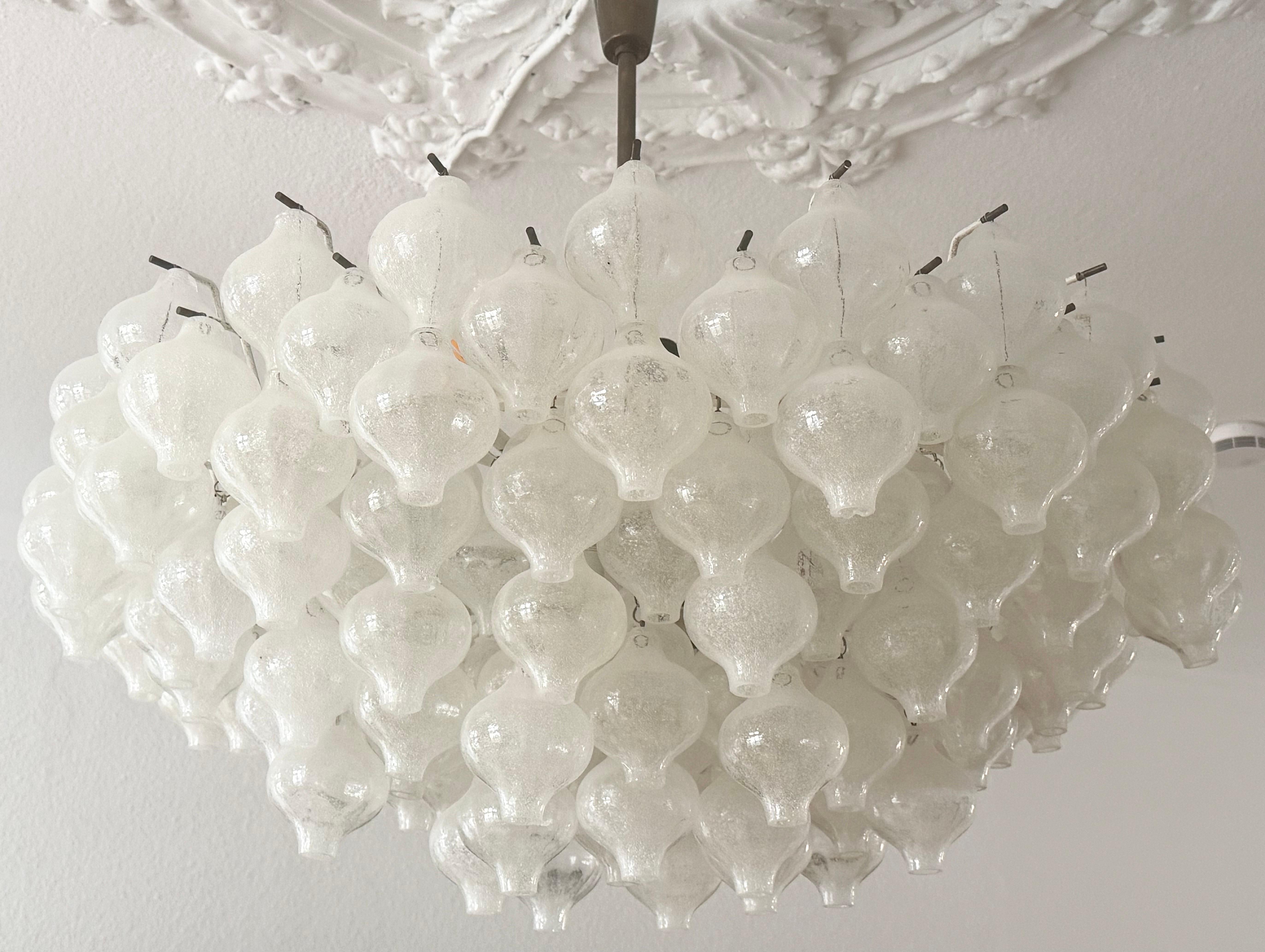 Spettacolare lampadario austriaco in vetro di Murano 