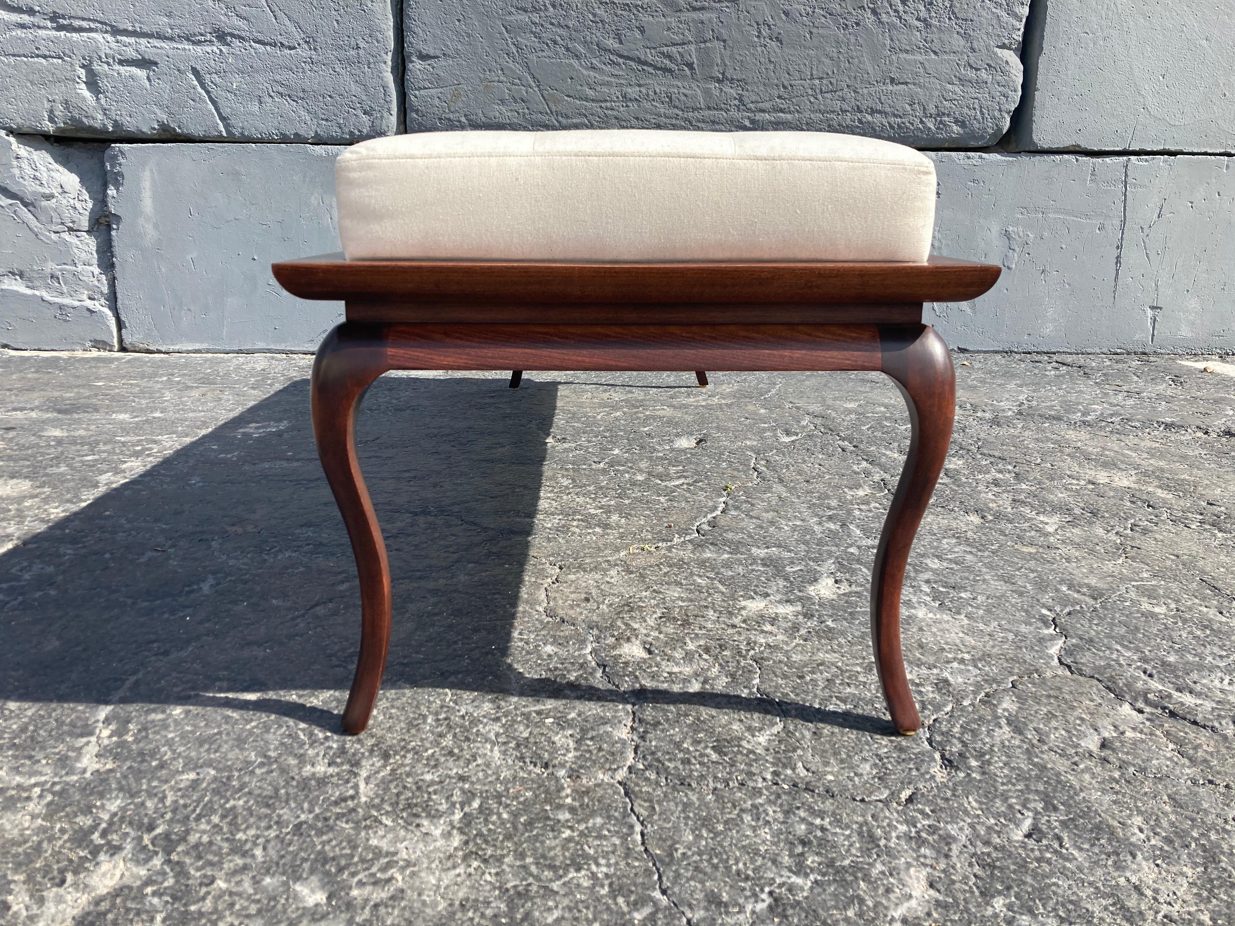 Spectacular Bench, Saber Leg, Fabric, Brown, in the style of Gibbings, 1950s In Good Condition For Sale In Miami, FL