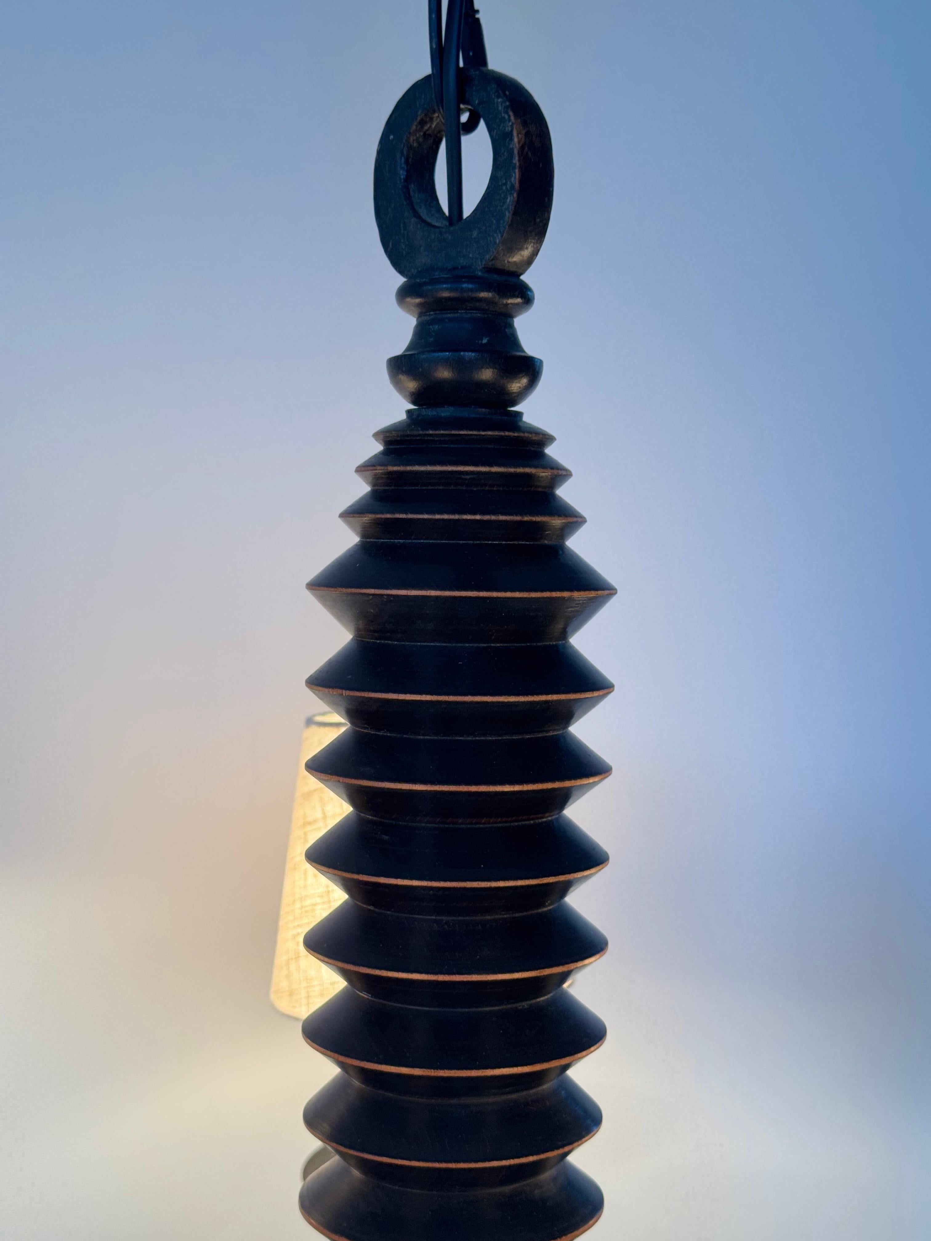 Spettacolare lampadario brutalista in legno tornito di Charles Dudouyt, Francia, anni '40 in vendita 5