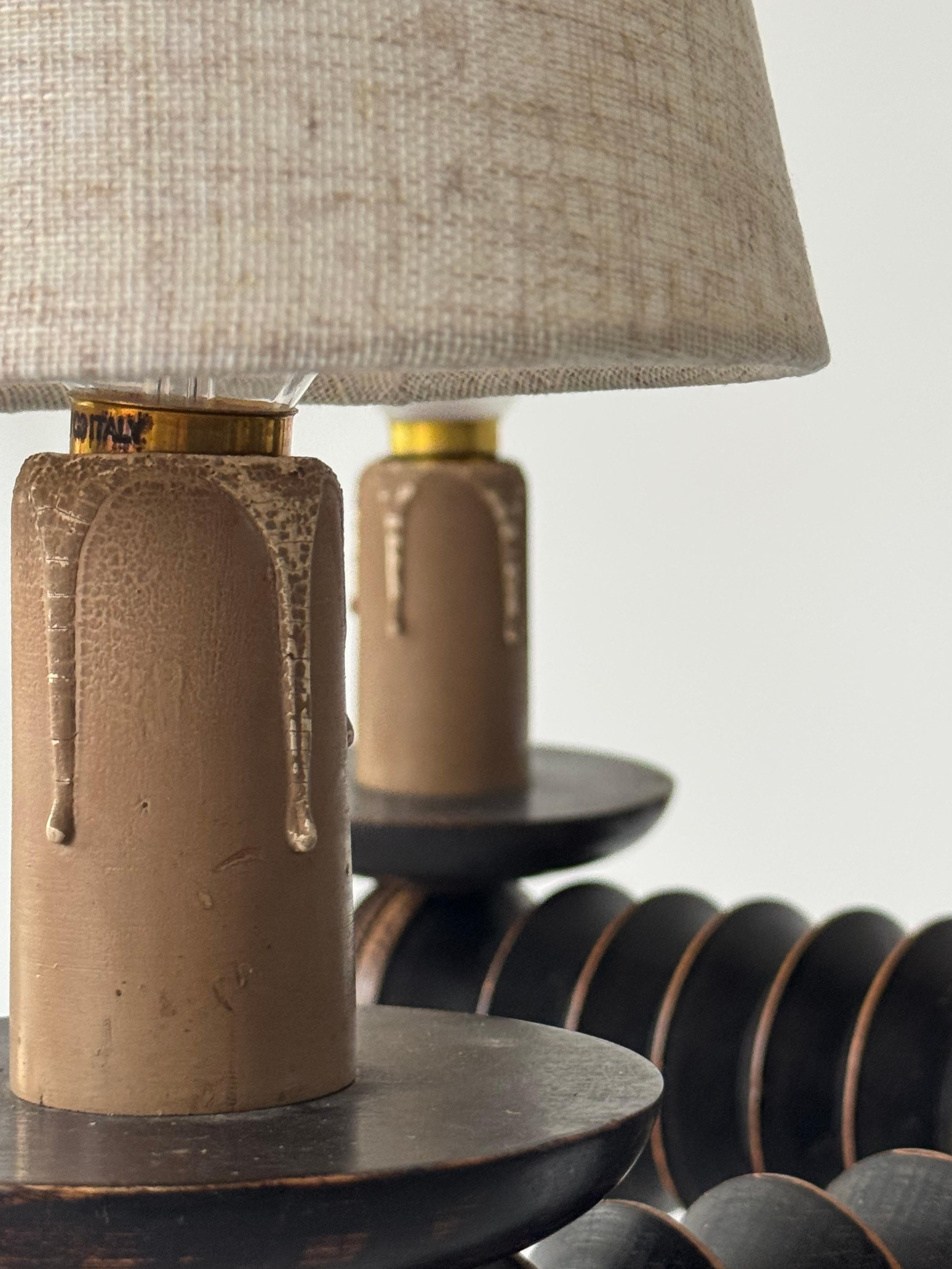 Legno Spettacolare lampadario brutalista in legno tornito di Charles Dudouyt, Francia, anni '40 in vendita