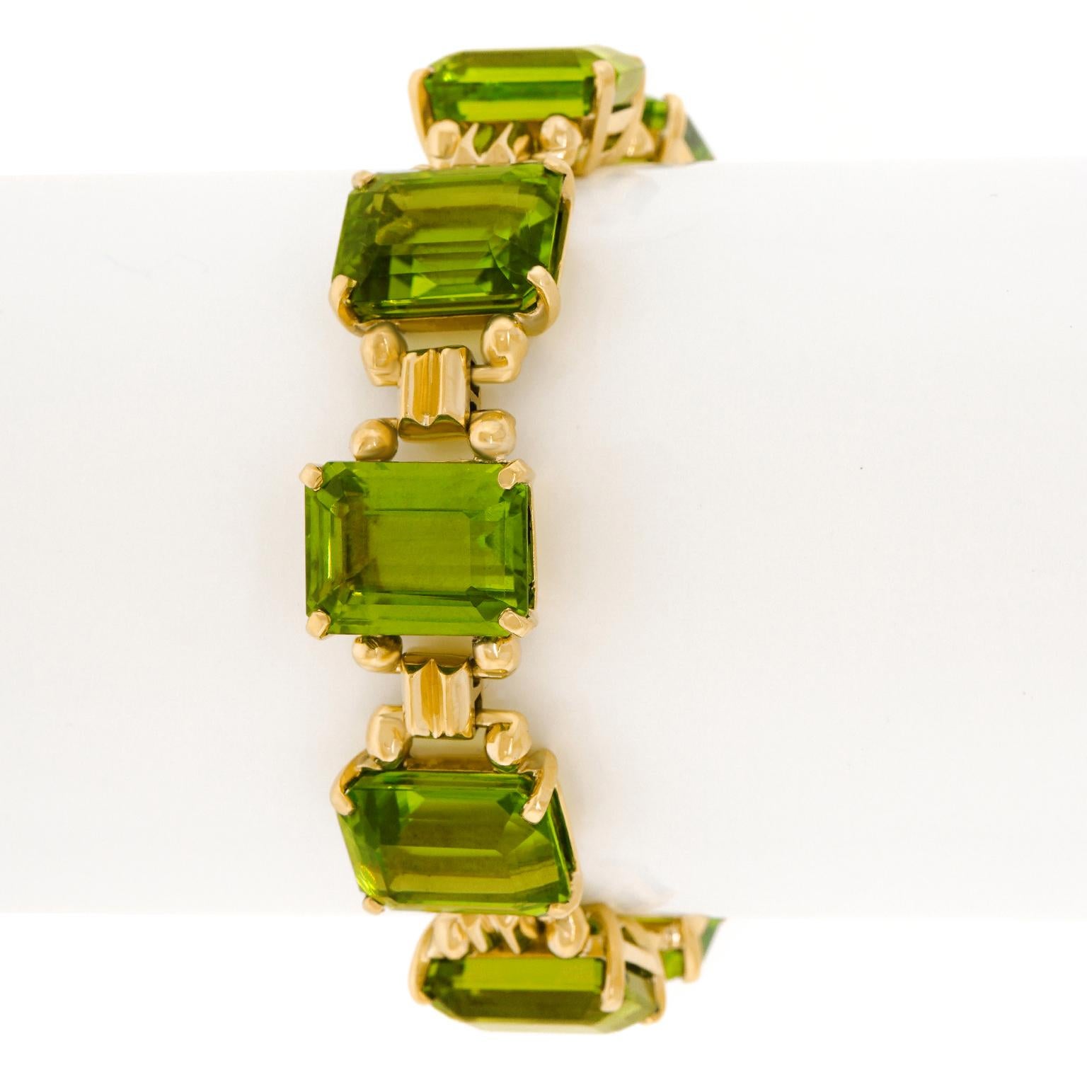 Rétro Bracelet spectaculaire en péridot de 106,28 carats en vente