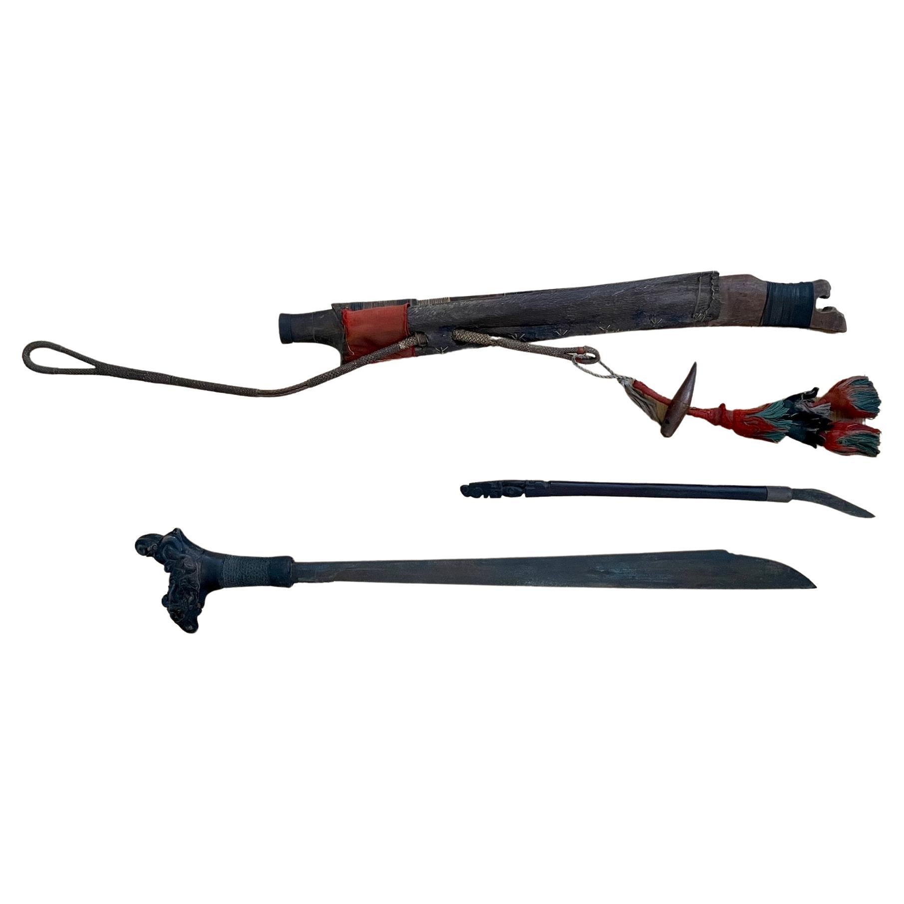 Espectacular Espada Mandau Completa para Hombres del Pueblo Dayak en venta