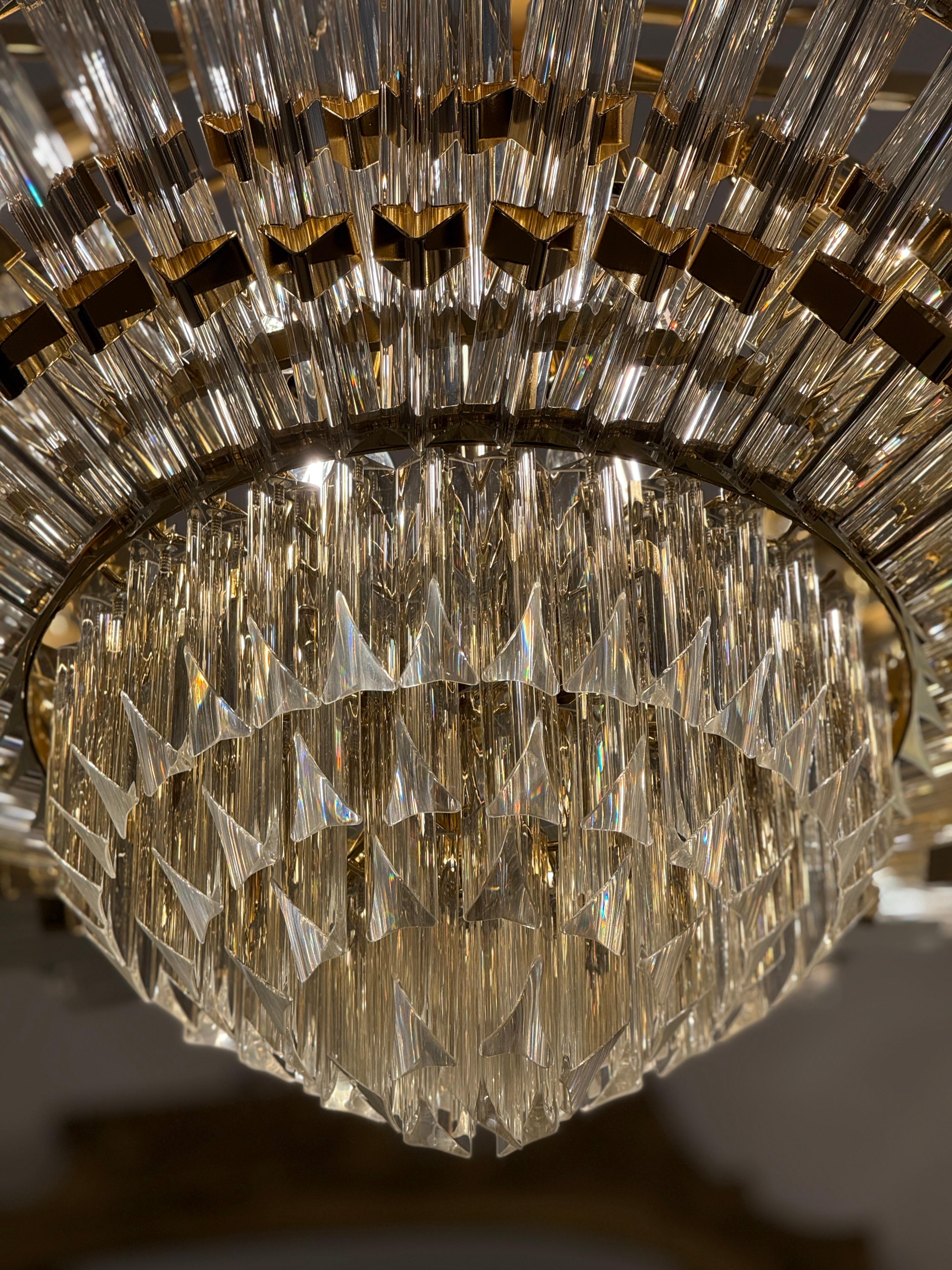 Spektakuläre Contemporary Italian Murano Glass Triedi Ceiling Light im Angebot 8