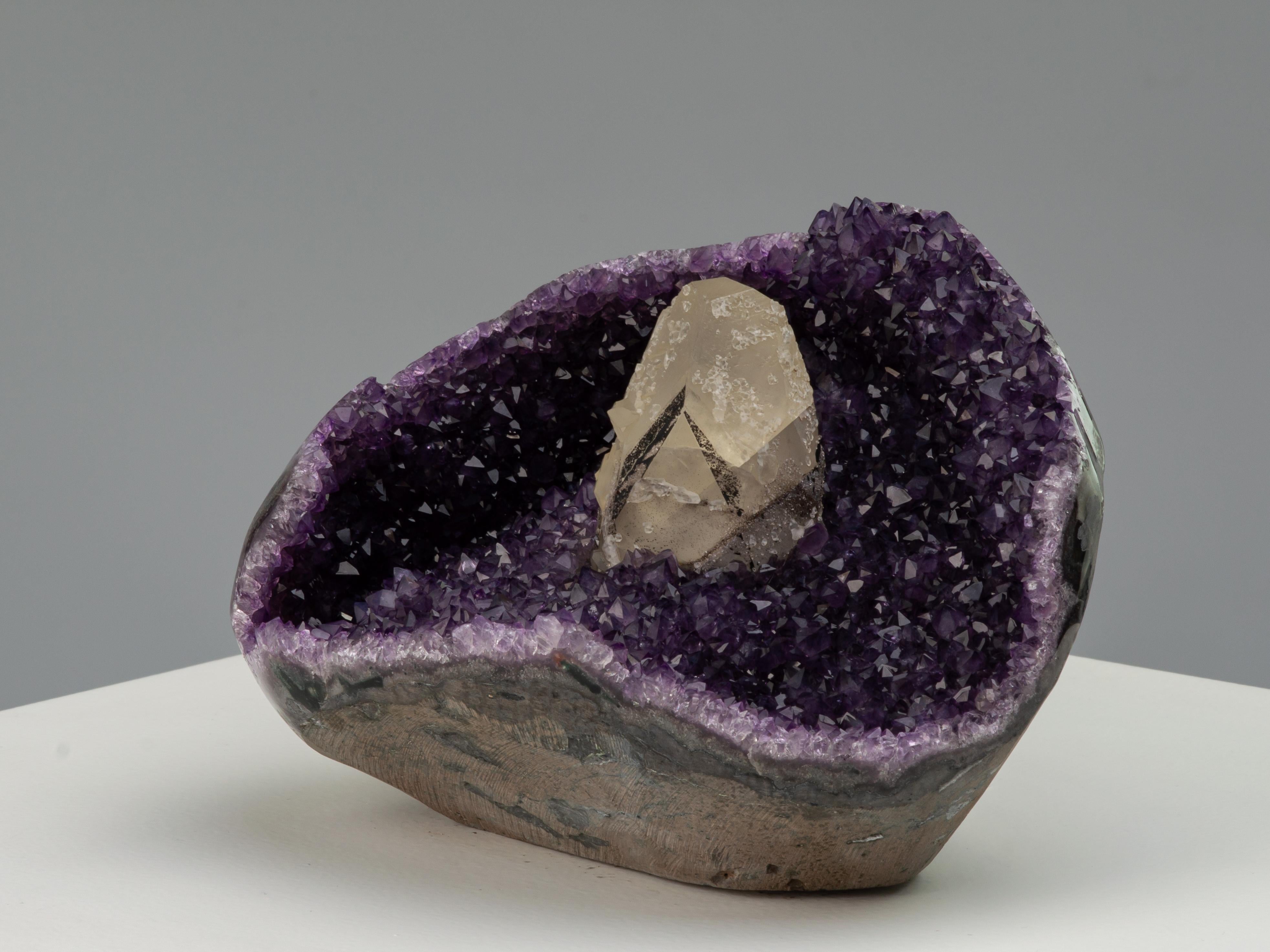 Uruguayan Amethyst calcite and black epitaxial goethite - a rare stone formation For Sale