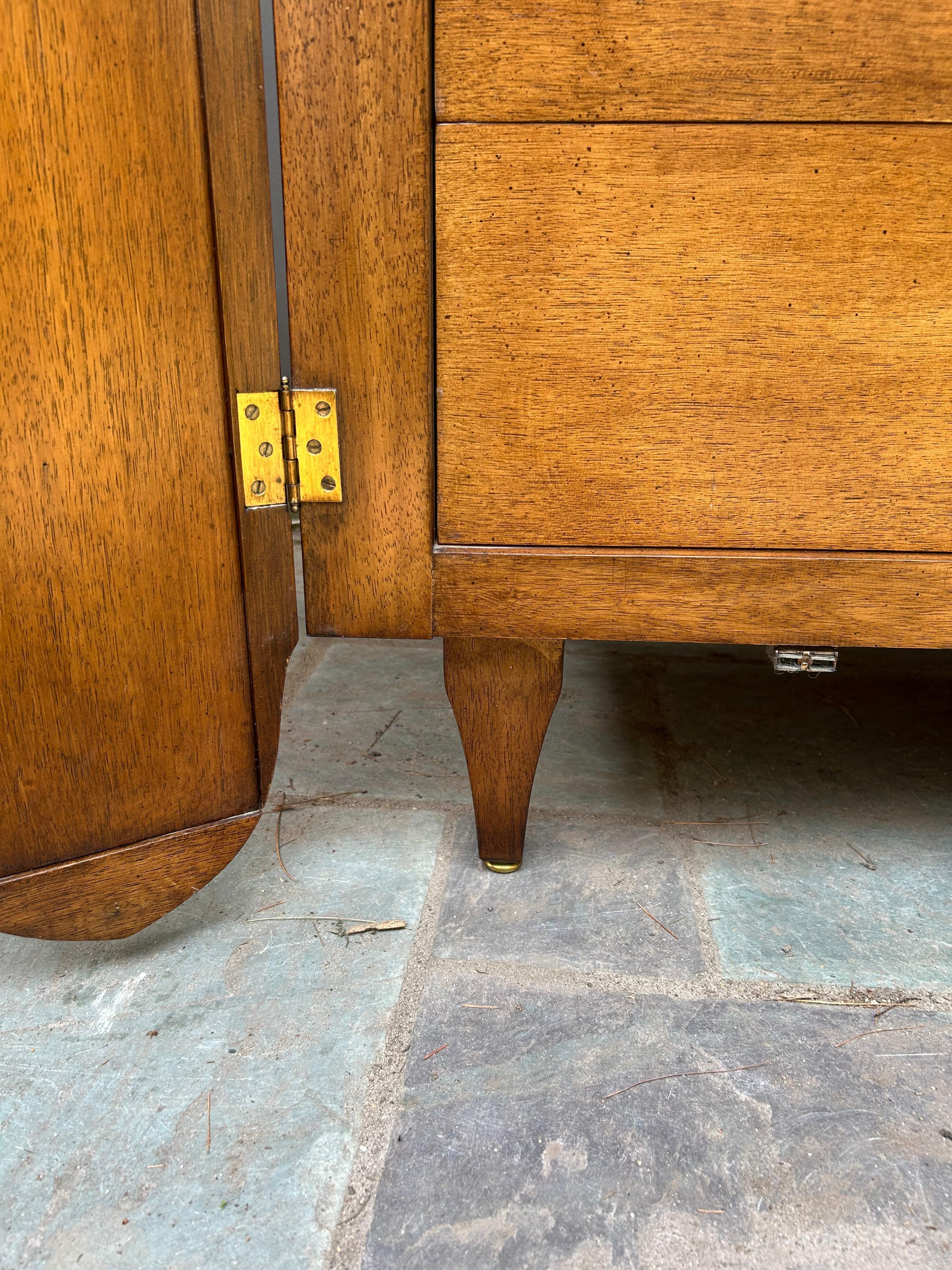 Spectacular Daniel Jones Inc. Spanish Revival Tall Dresser Mid-Century Modern en venta 12