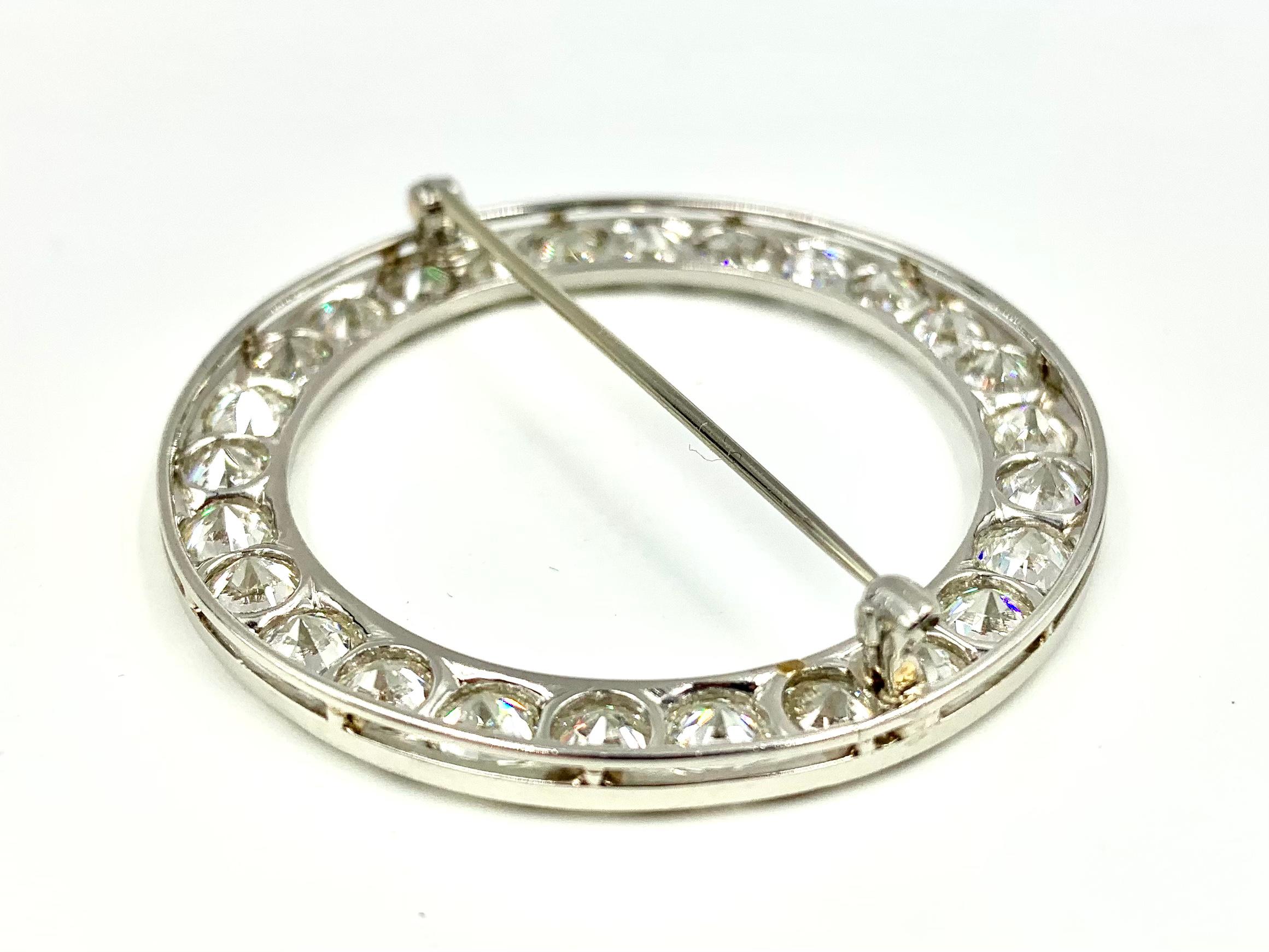 Spectacular Elegant Art Deco 8.45 TCW Diamond Platinum Circle Brooch, Circa 1920 For Sale 1