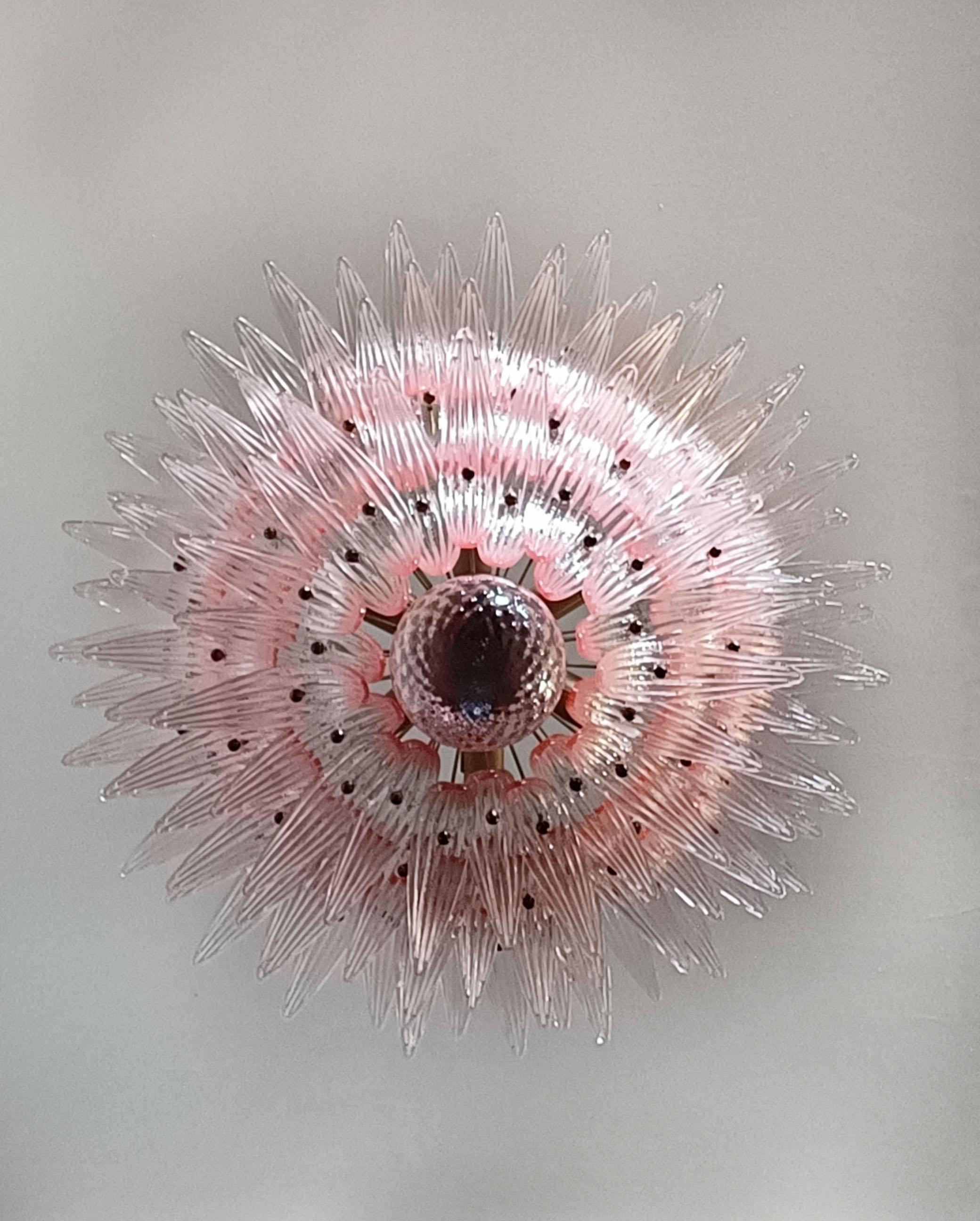 Spectaculaire lustre en verre rose élégant, Murano en vente 7