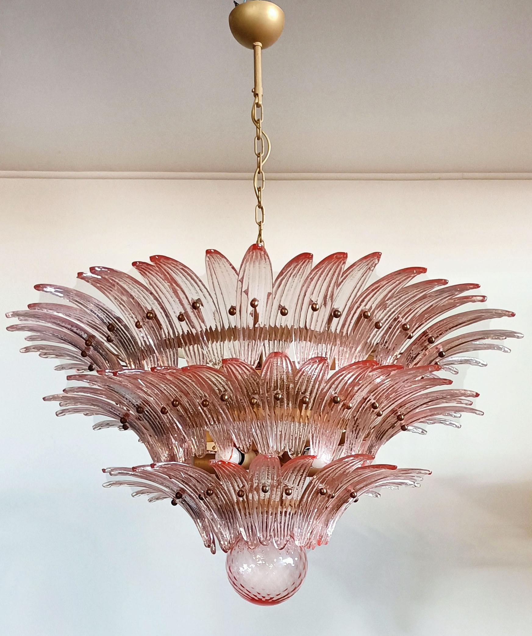Spectaculaire lustre en verre rose élégant, Murano en vente 8