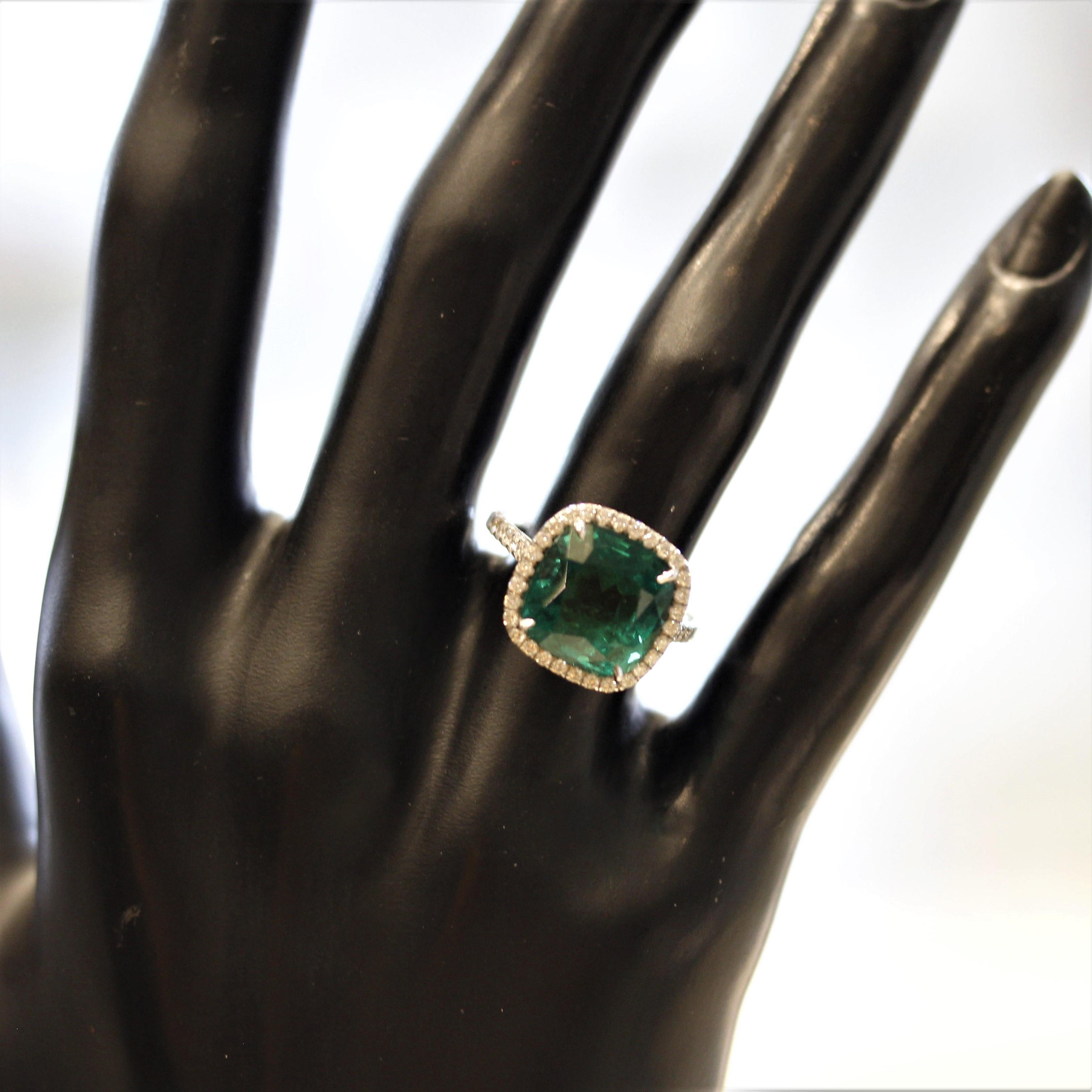 Spectacular Emerald Diamond Platinum Ring, AGL Certified For Sale 1