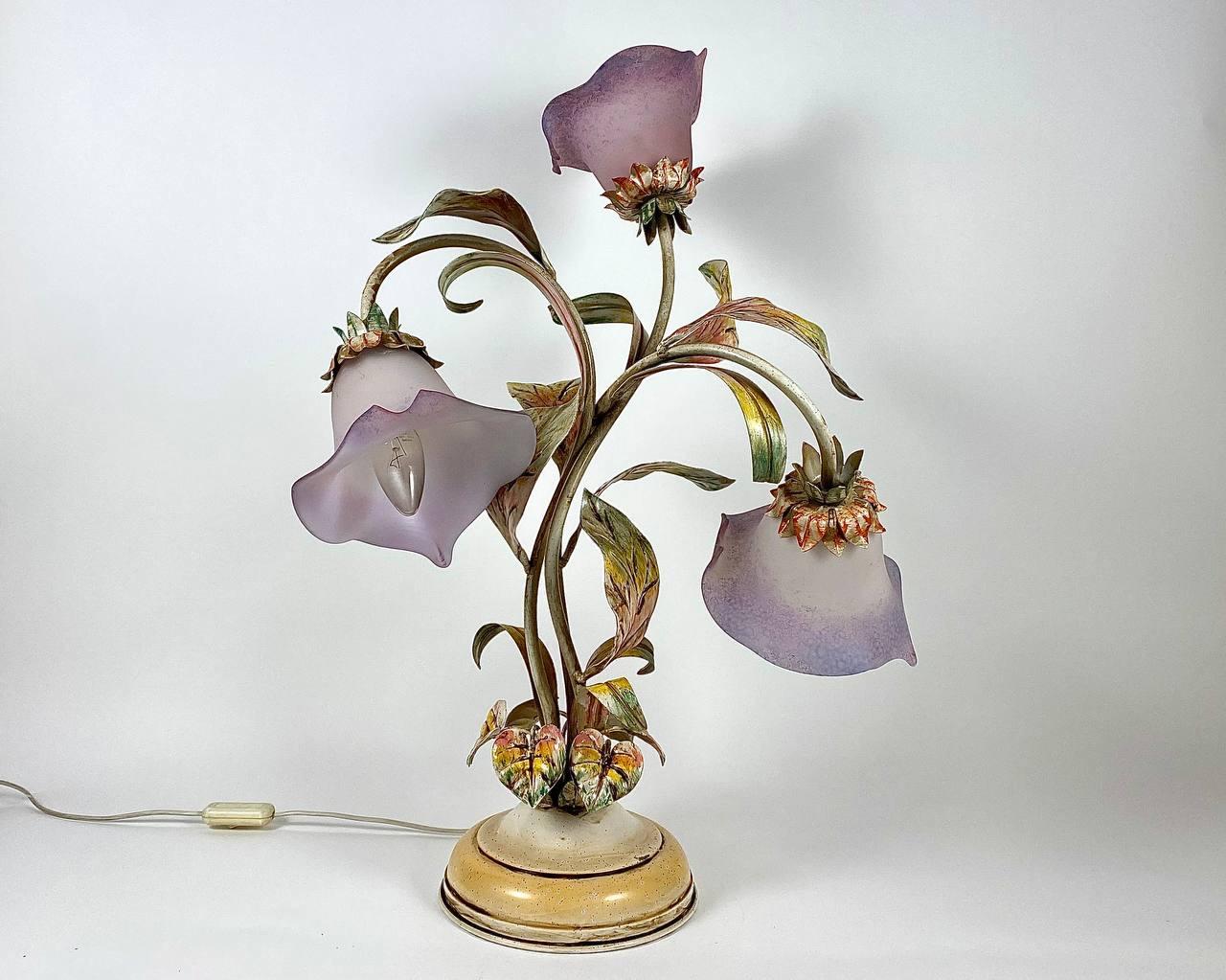 Spectacular Flower Shaped Table Lamp  Italian Vintage Glass, Metal Light 2