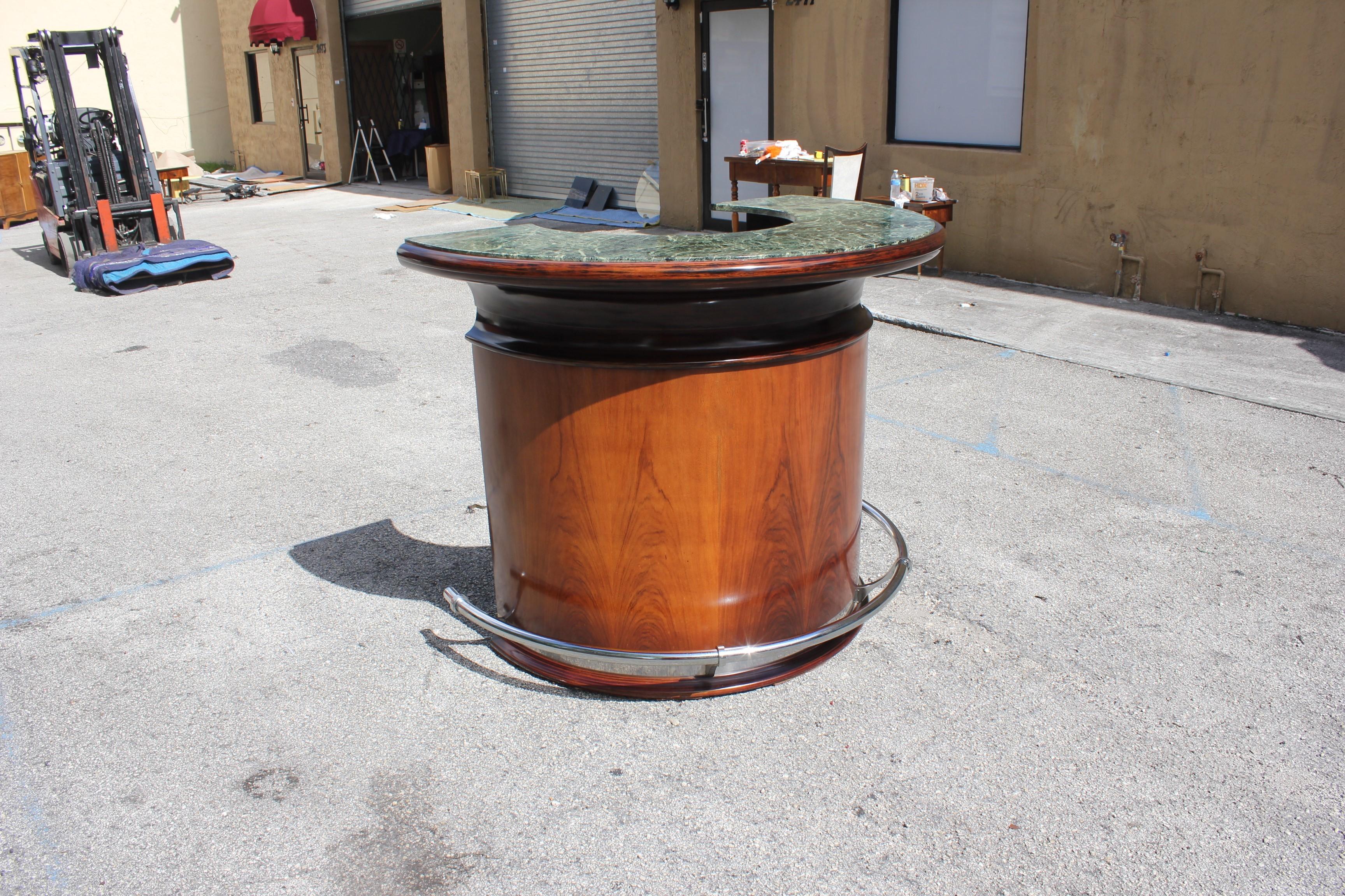 Spectacular French Art Deco Macassar Ebony Semicircle Dry Bar, circa 1940s 13