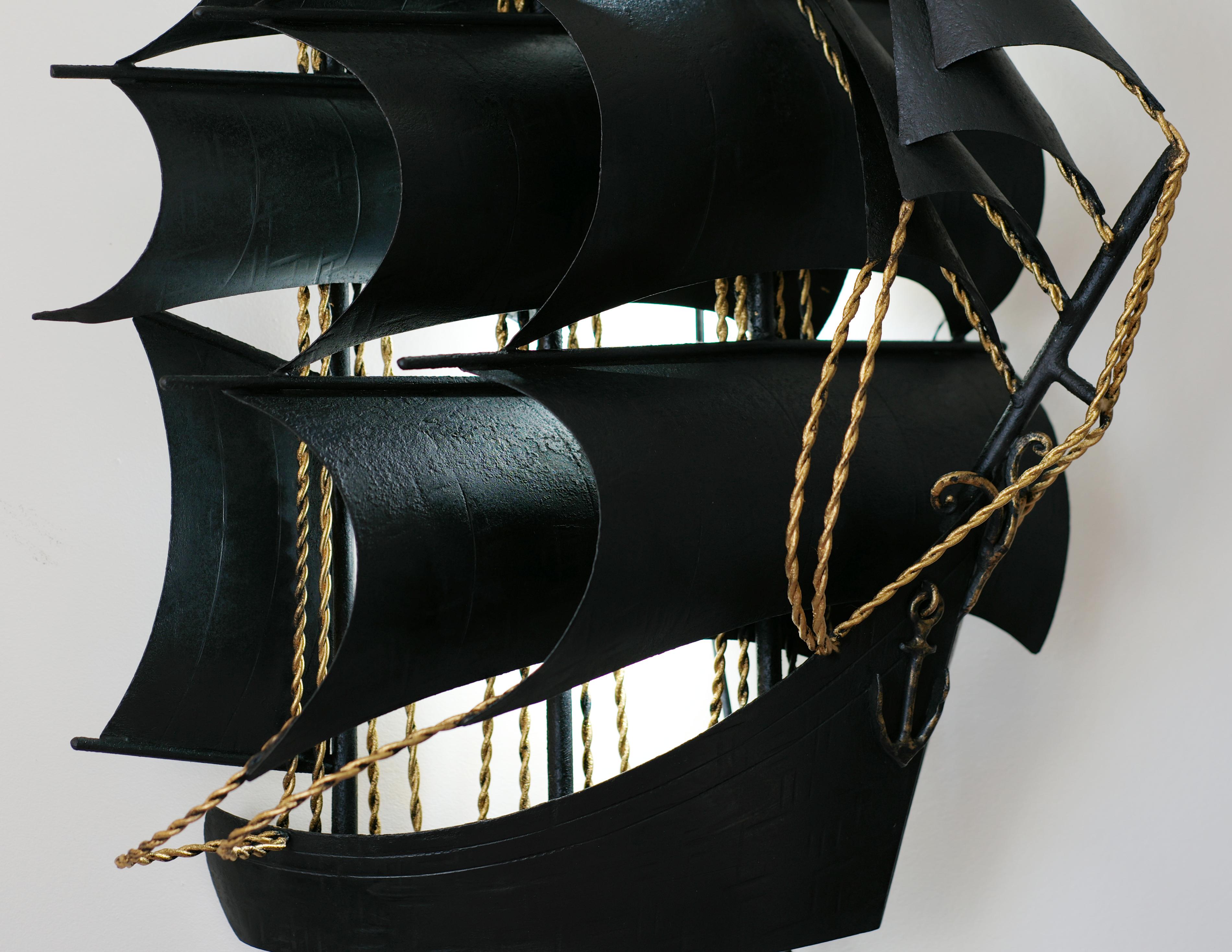 Spettacolare lampada da parete francese della metà del secolo scorso, circa 1950 In condizioni buone in vendita a Saint-Amans-des-Cots, FR