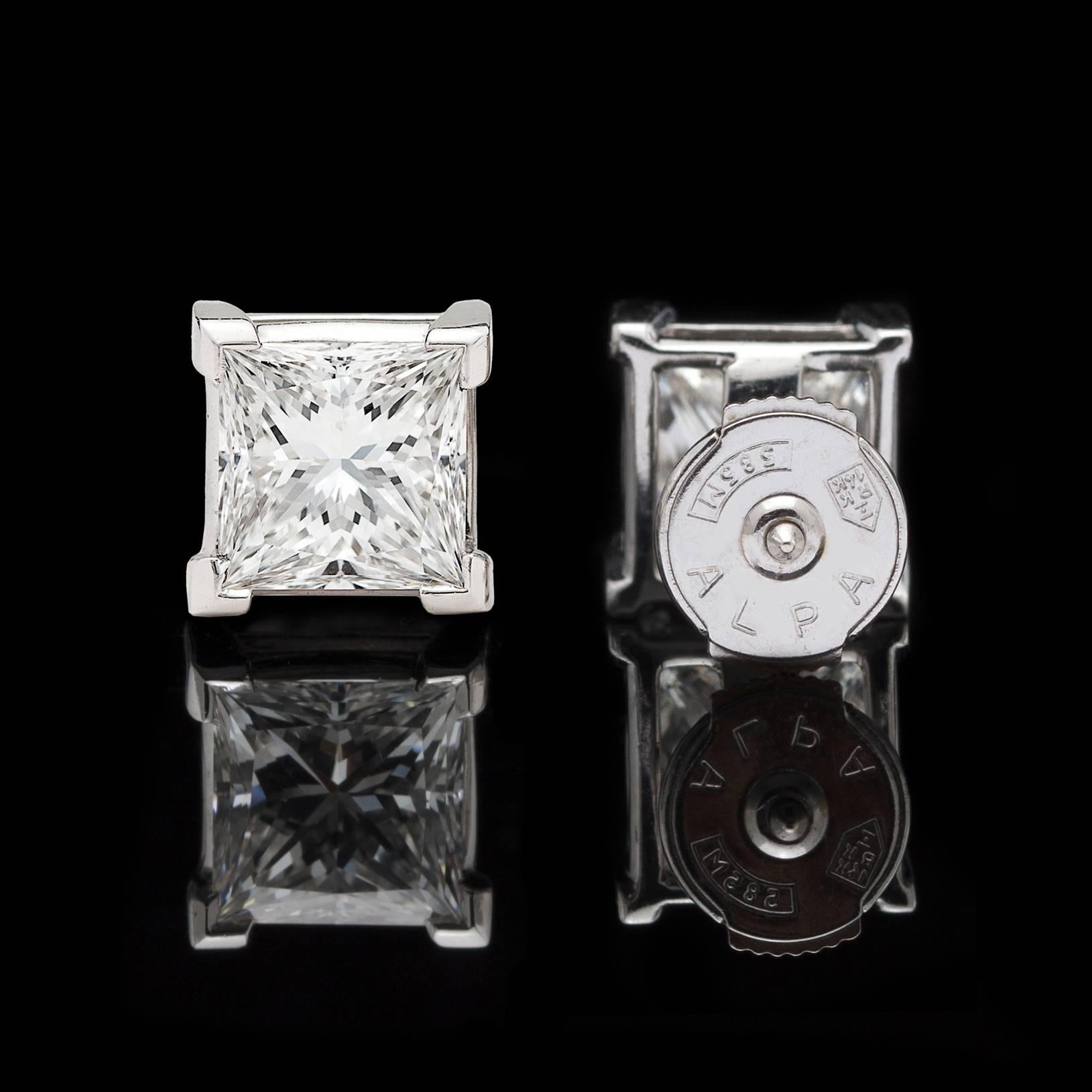 Spectacular F/VS1 Princess Cut Diamond Earrings In New Condition In San Francisco, CA