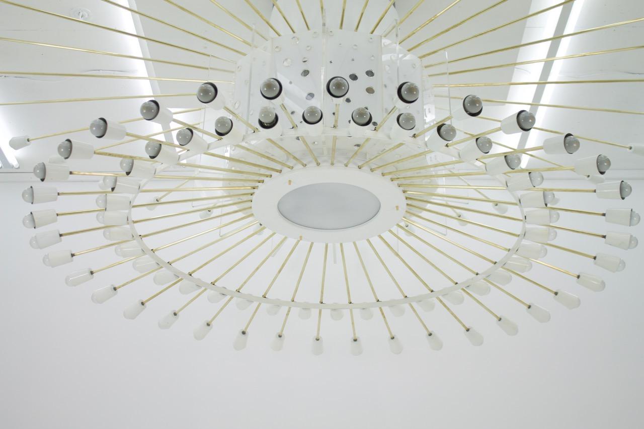 Spectacular Giant Sputnik Ceiling Lamp with 132 Bulbs, 1950s For Sale 8
