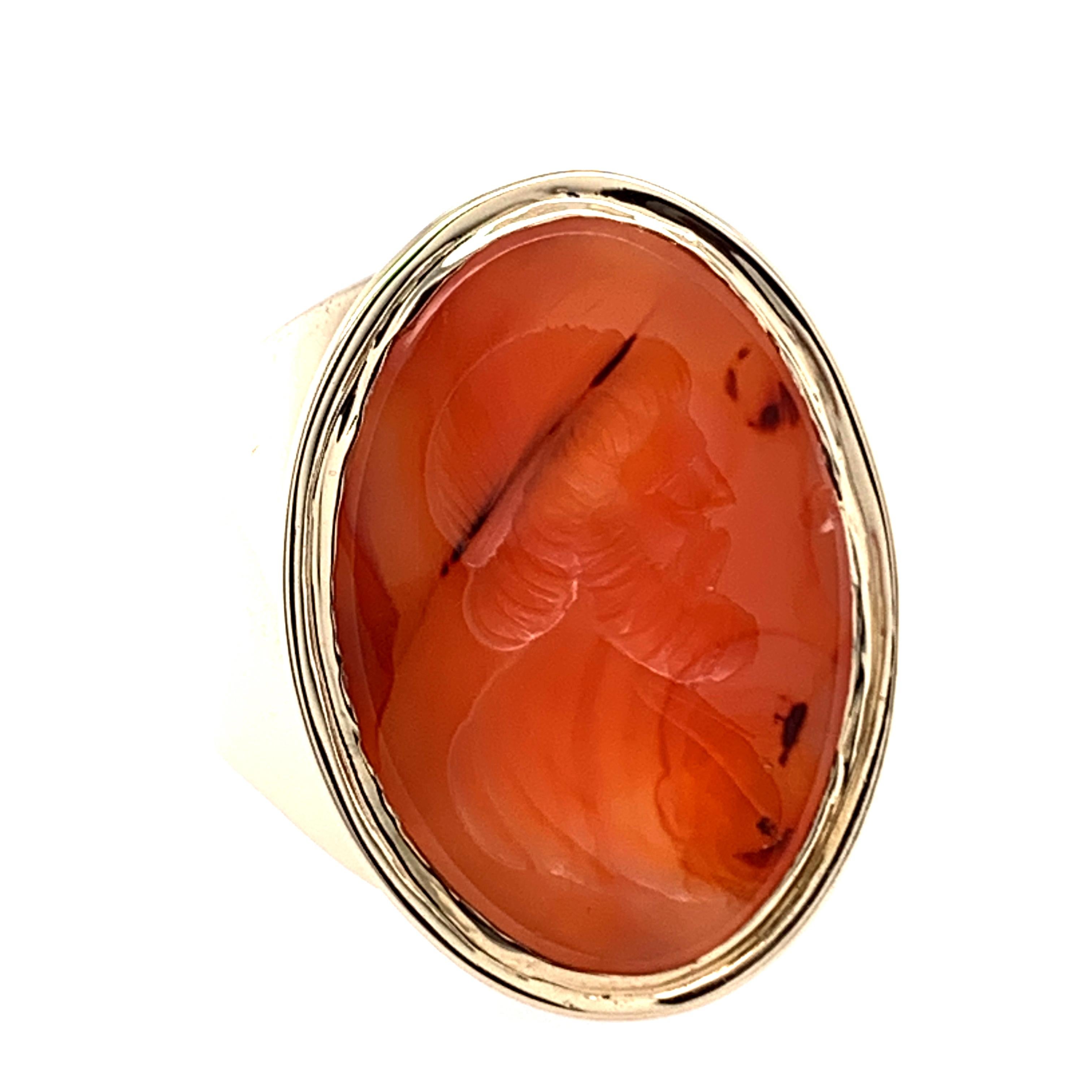Spectacular Gold and Carnelian Crest Ring In Excellent Condition In New York, NY