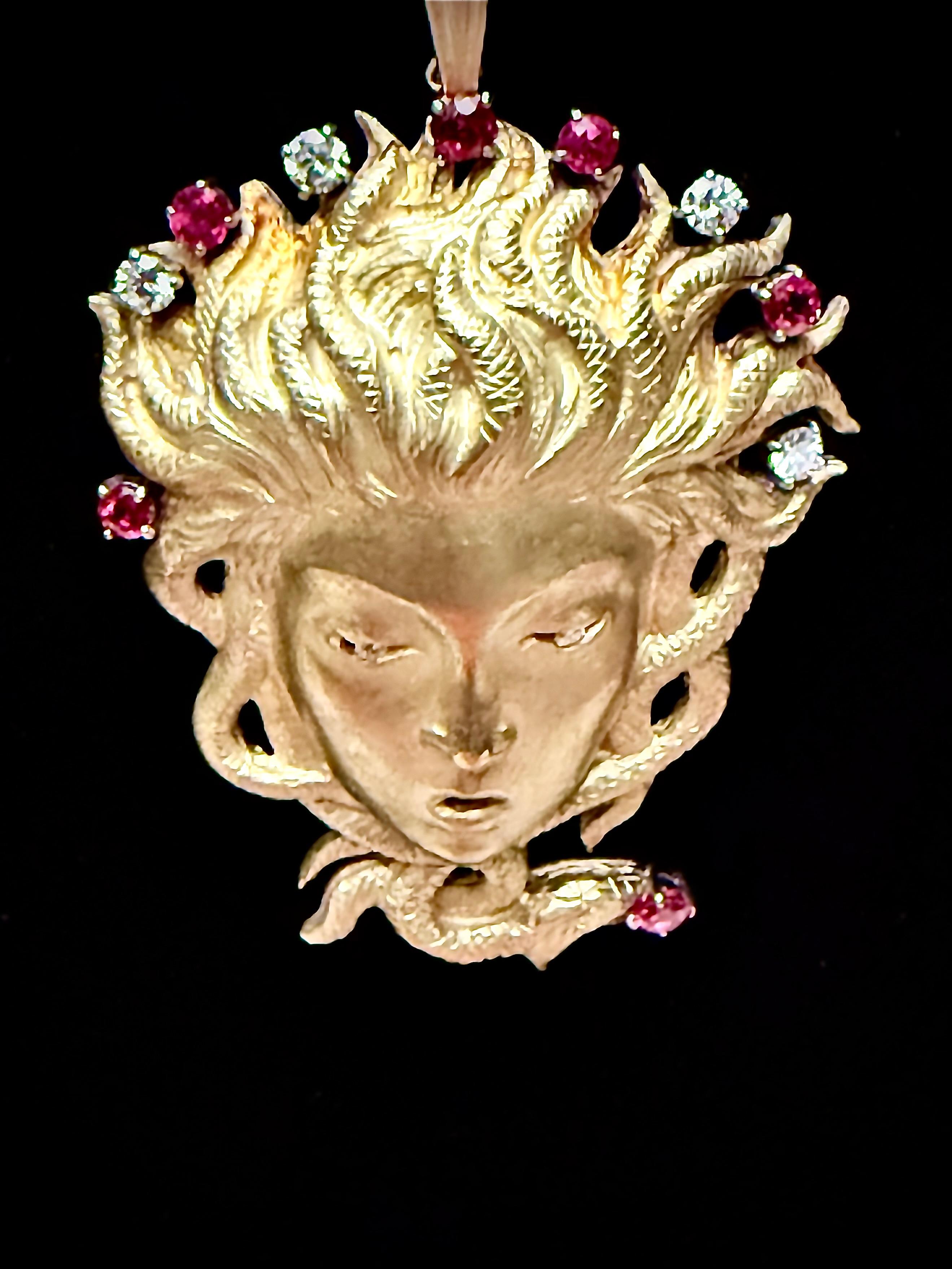 Spectacular gold, ruby and diamond Medusa pendant In Good Condition For Sale In New Orleans, LA