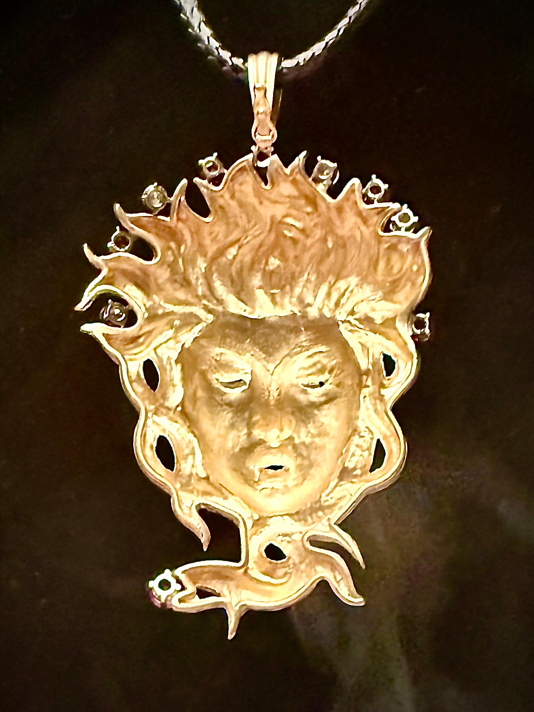 Spectacular gold, ruby and diamond Medusa pendant For Sale 1