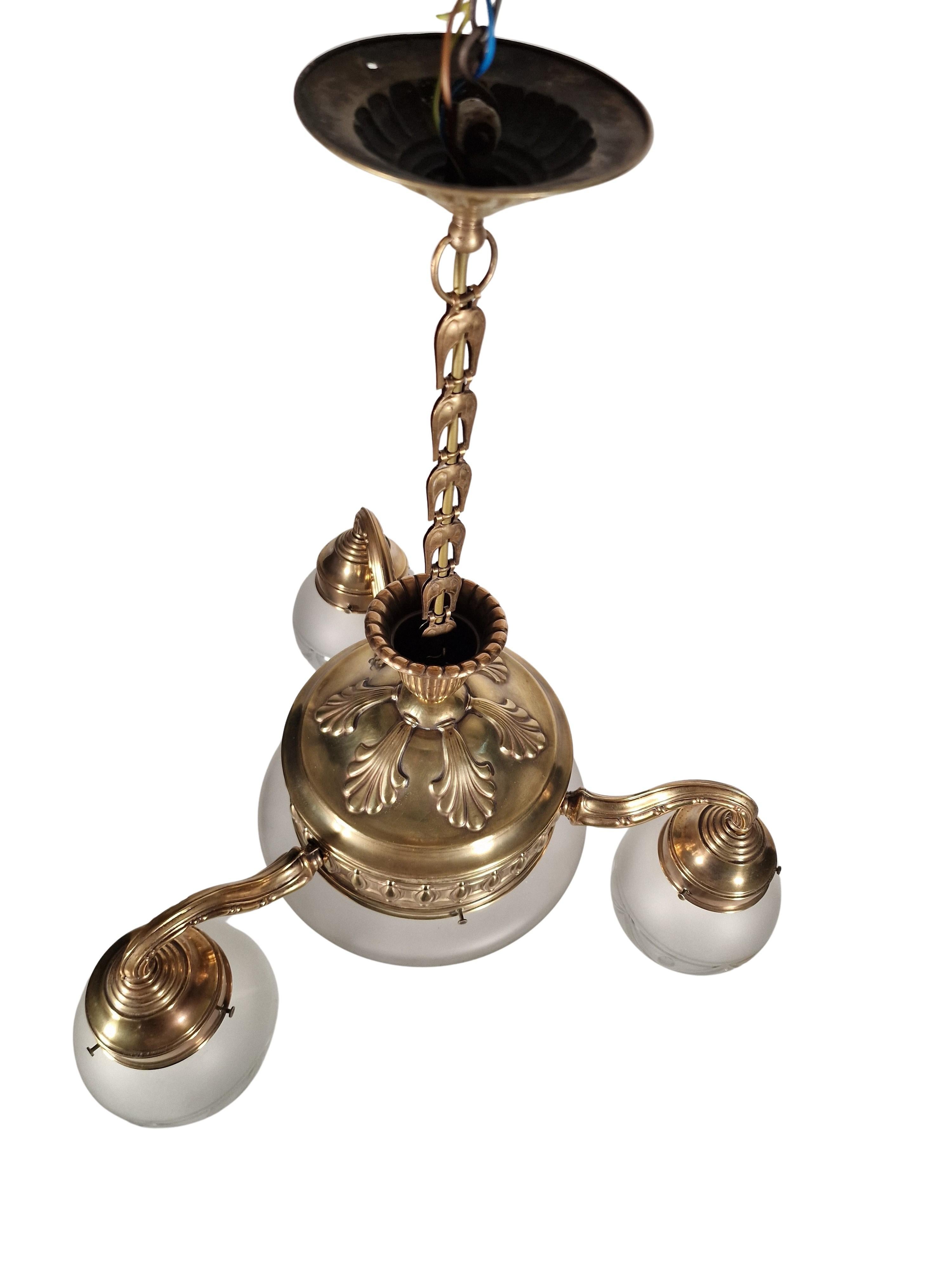Spektakulärer Hängeleuchter, Jugendstil 1910, Österreich (Messing) im Angebot